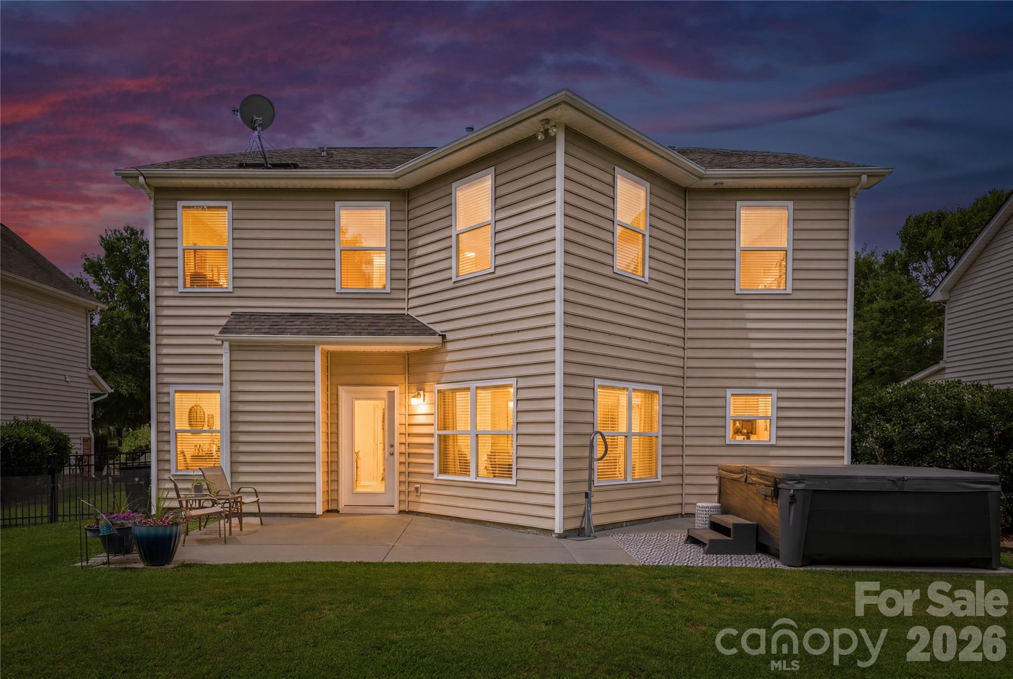 main property photo 28