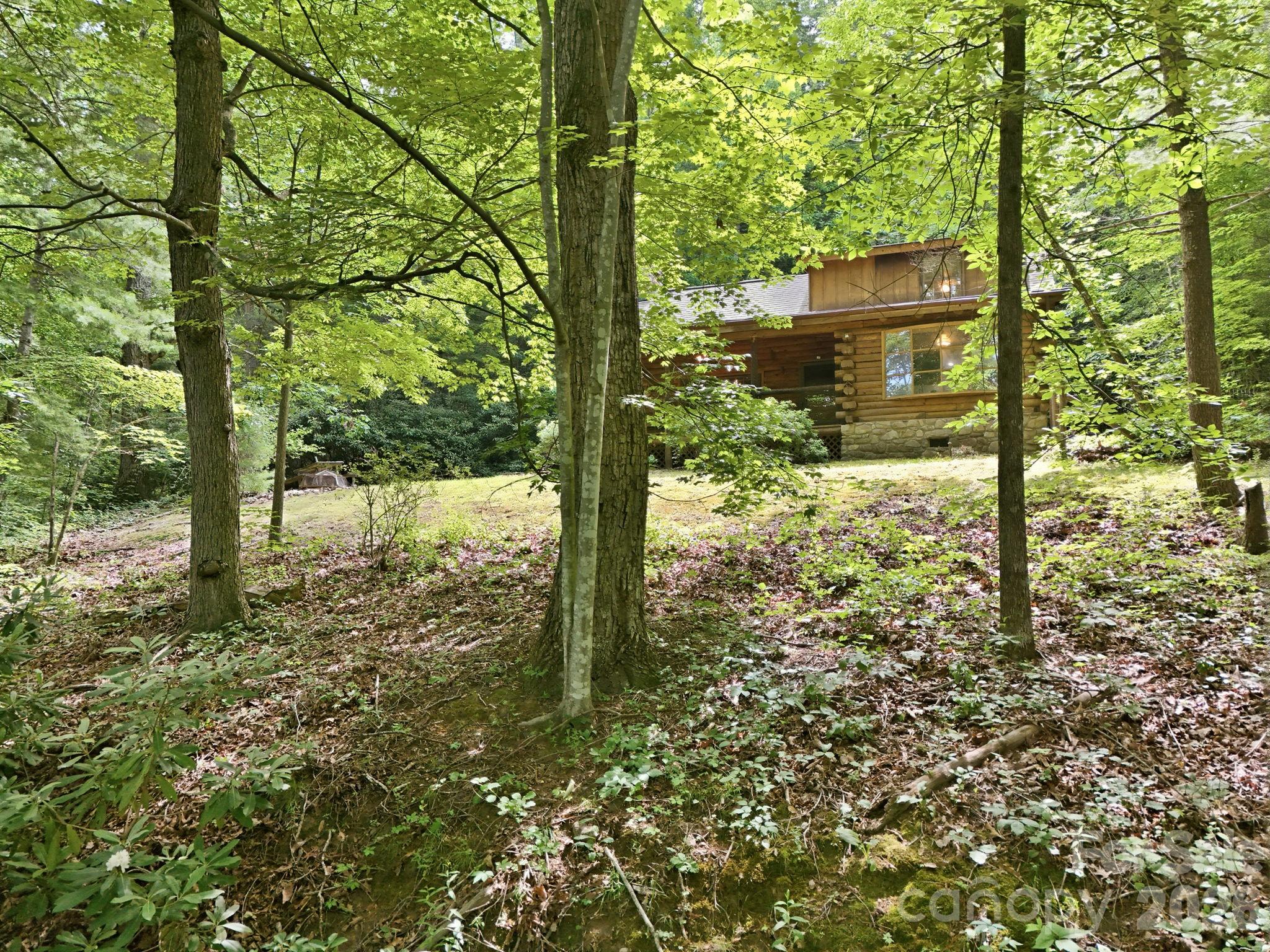 main property photo 40