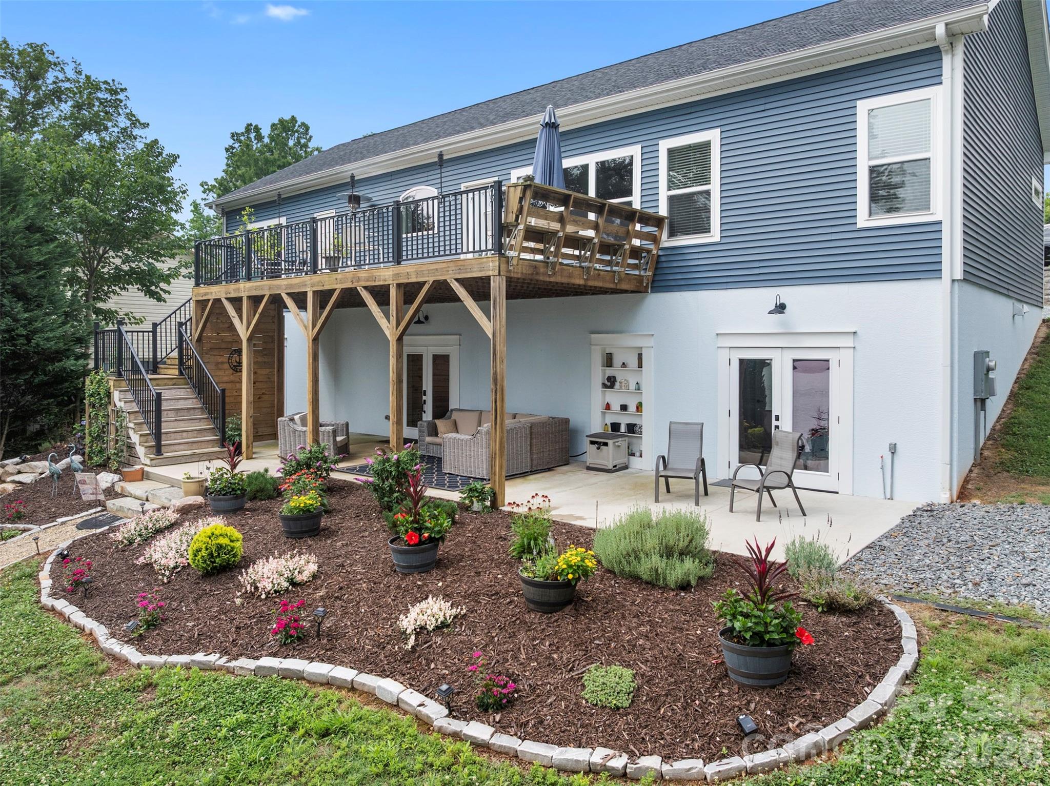 main property photo 42