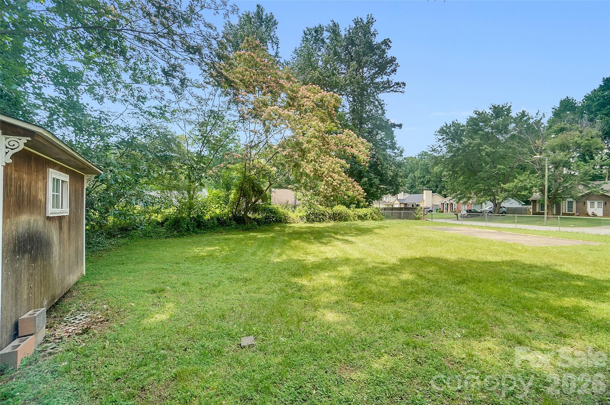 main property photo 41