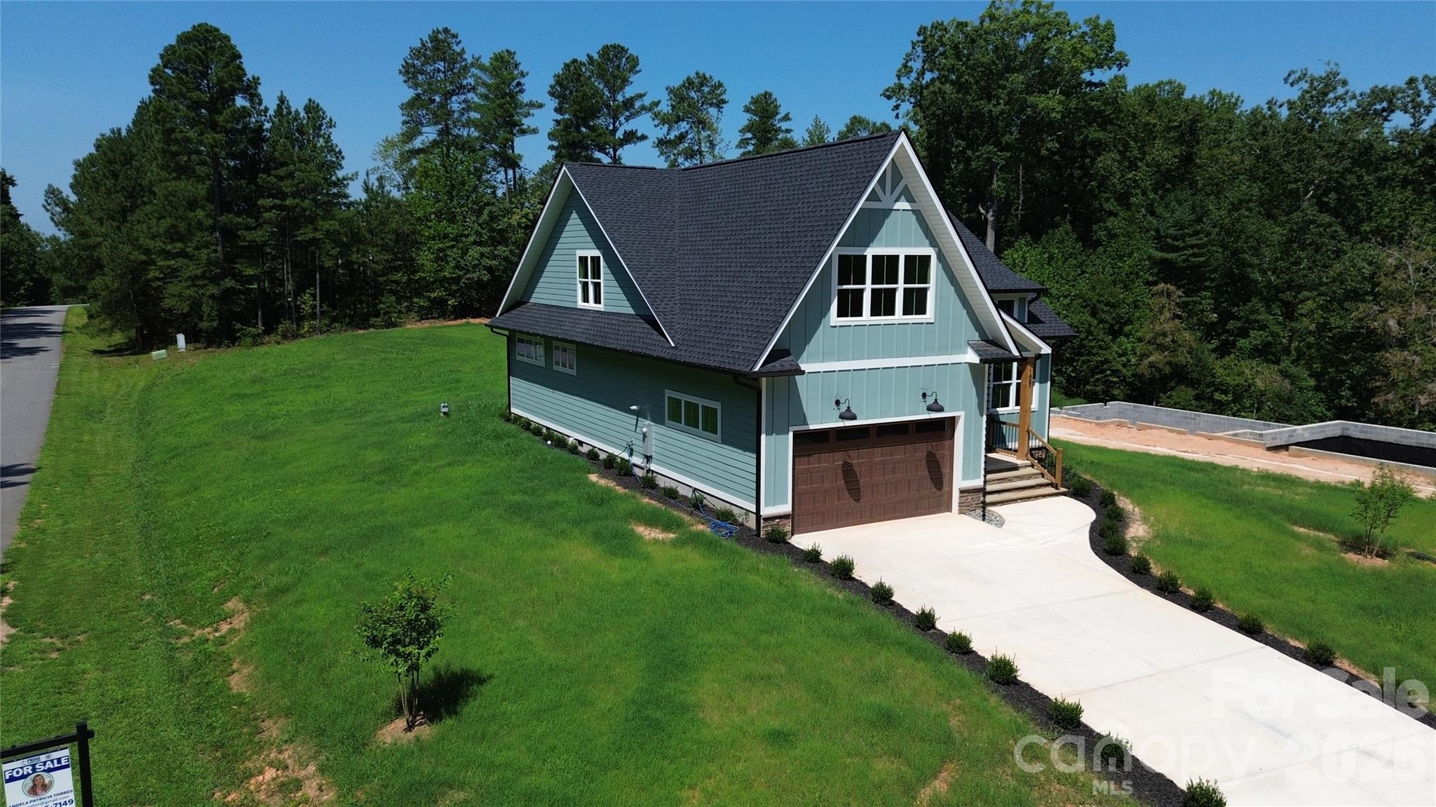 main property photo 35