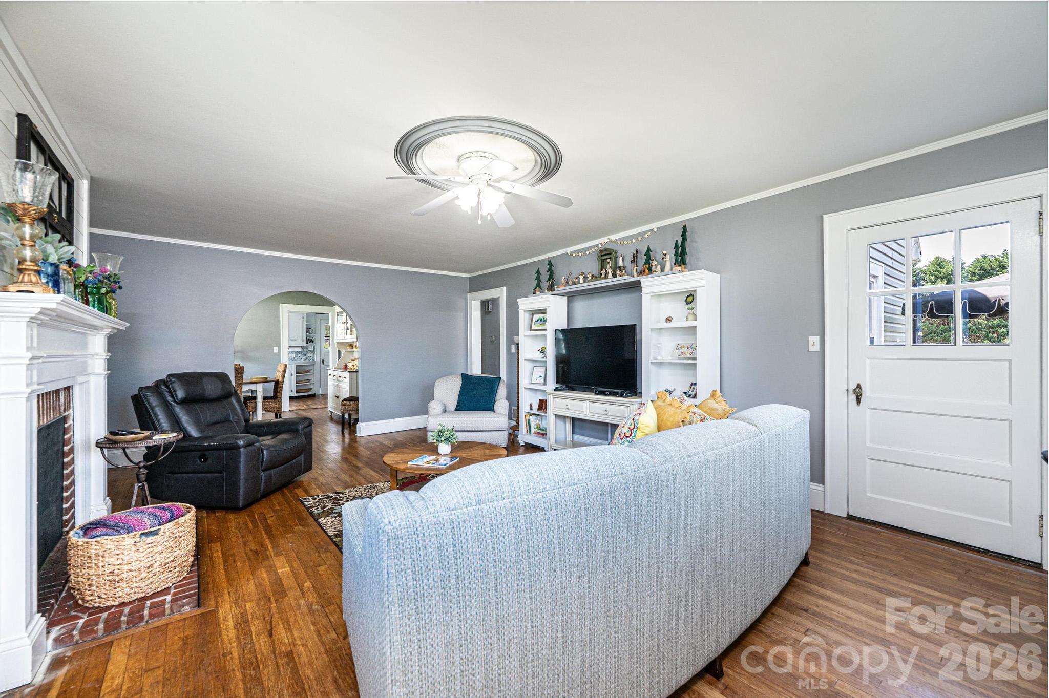 main property photo 15