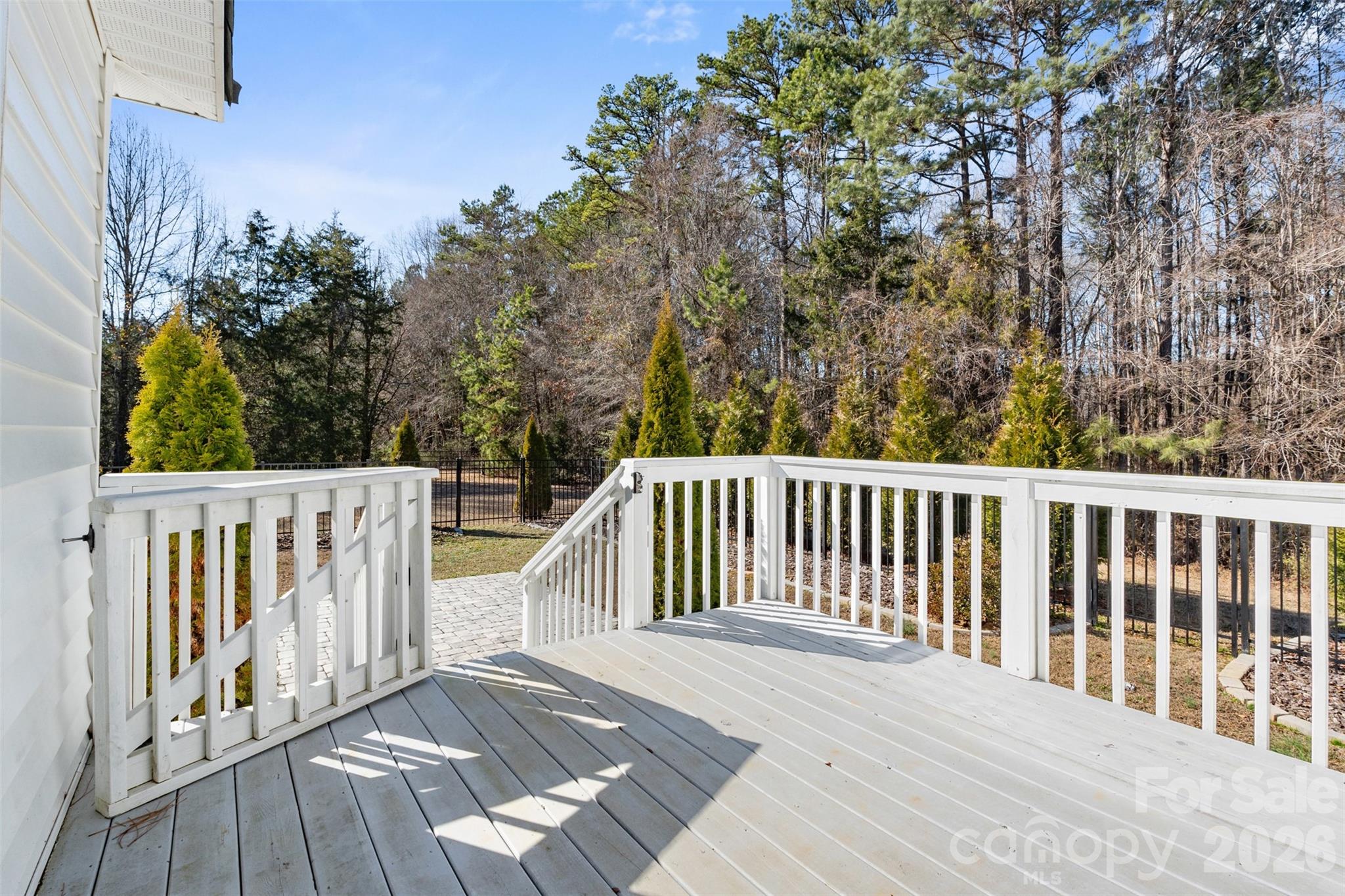 main property photo 20