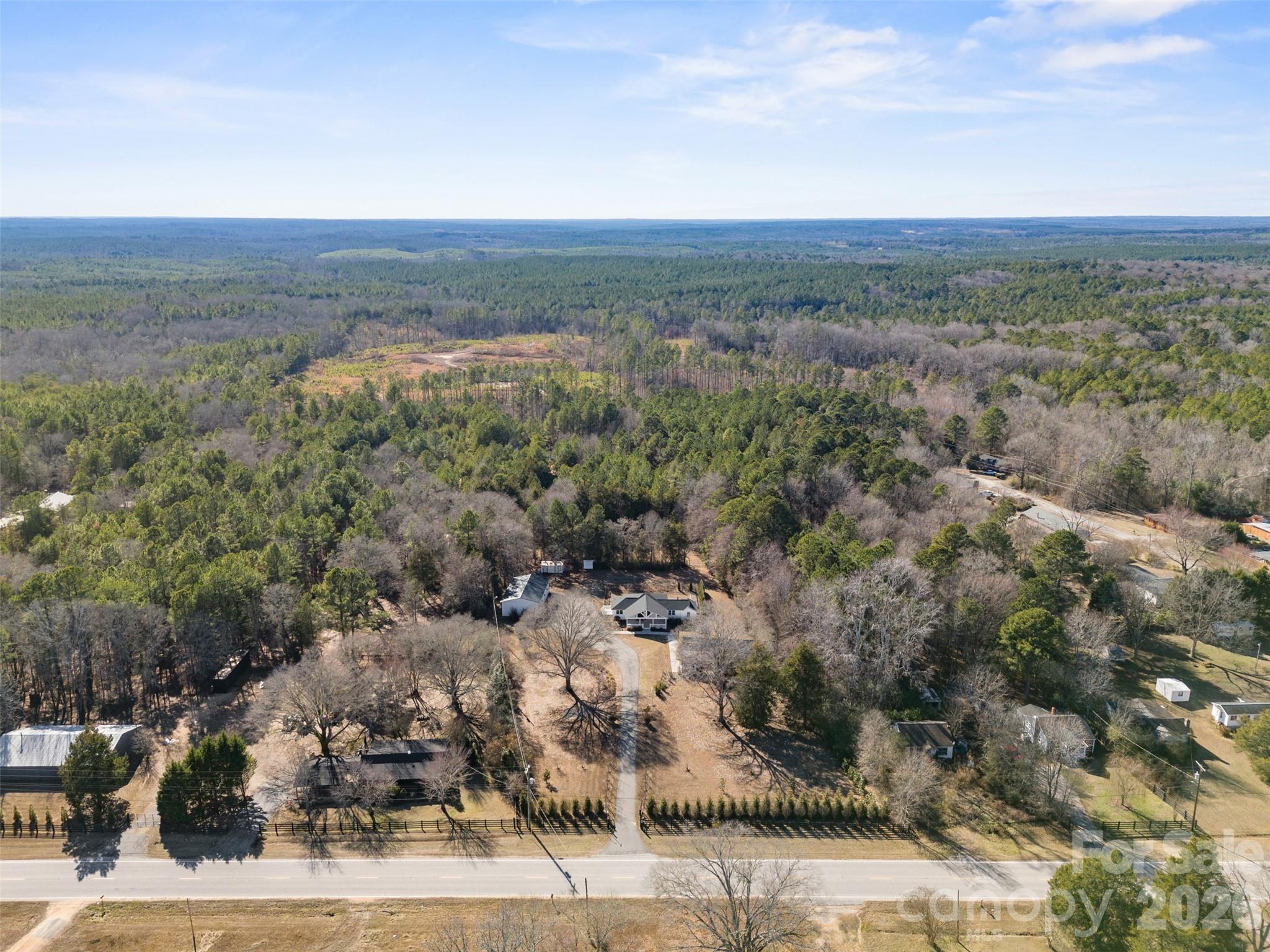 main property photo 40