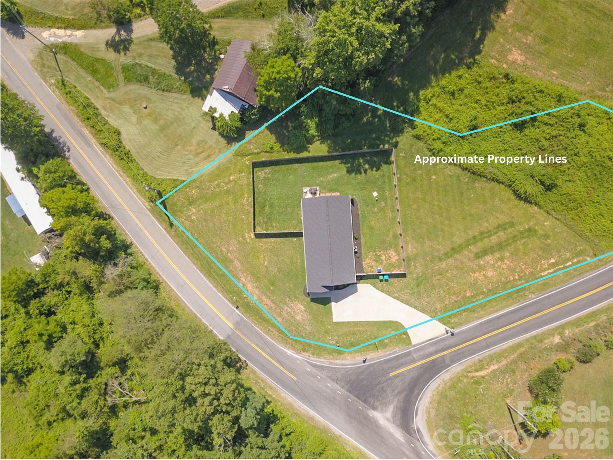 main property photo 20