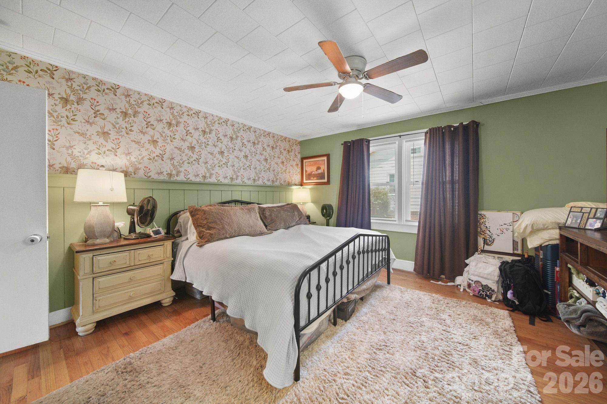 main property photo 20