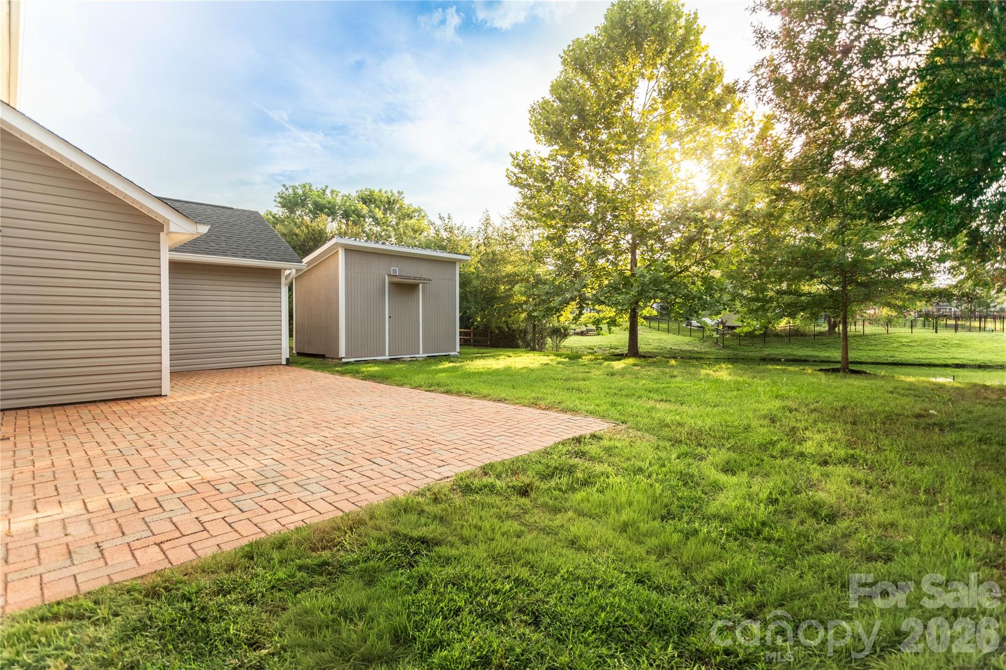 main property photo 21