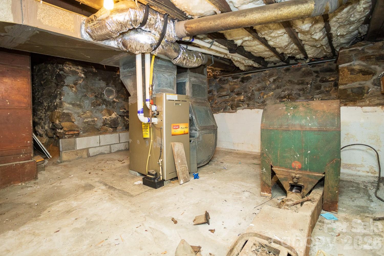 main property photo 29