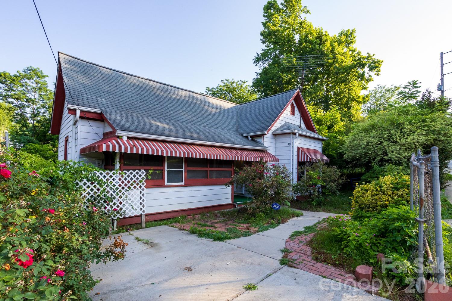 main property photo 35