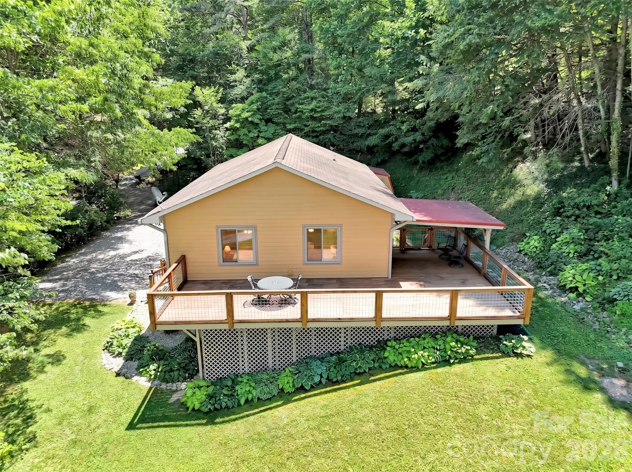 main property photo 23