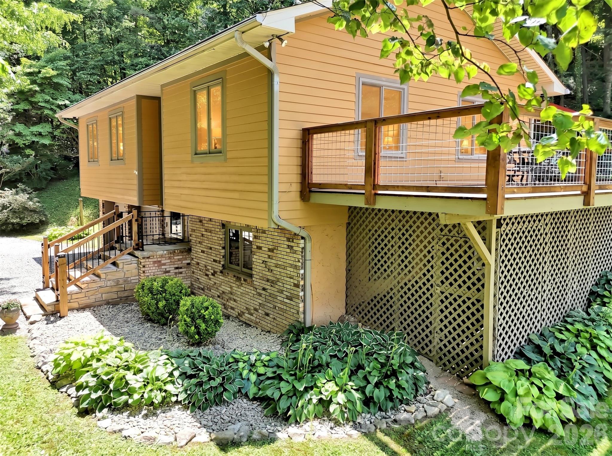 main property photo 35