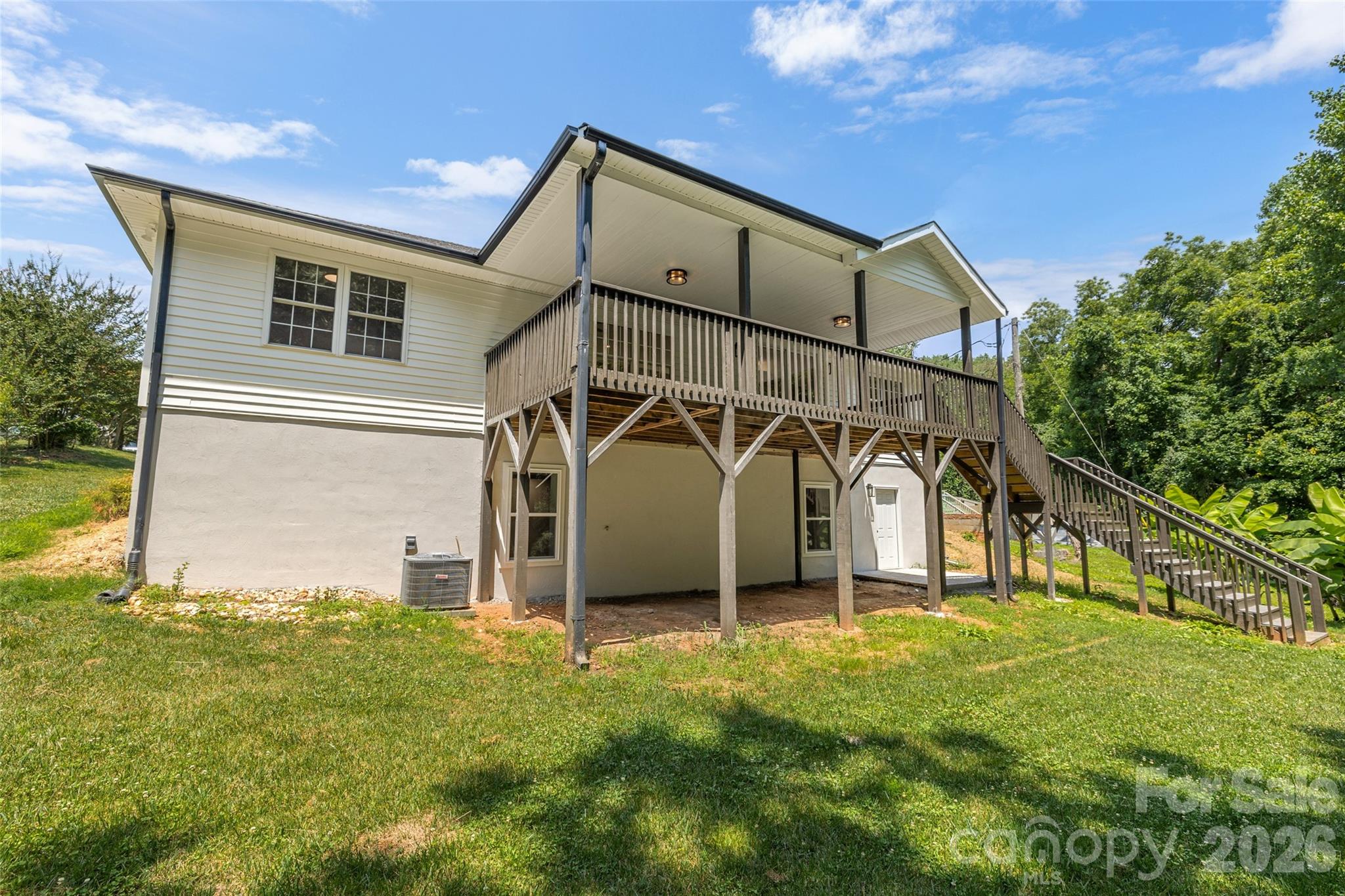 main property photo 38