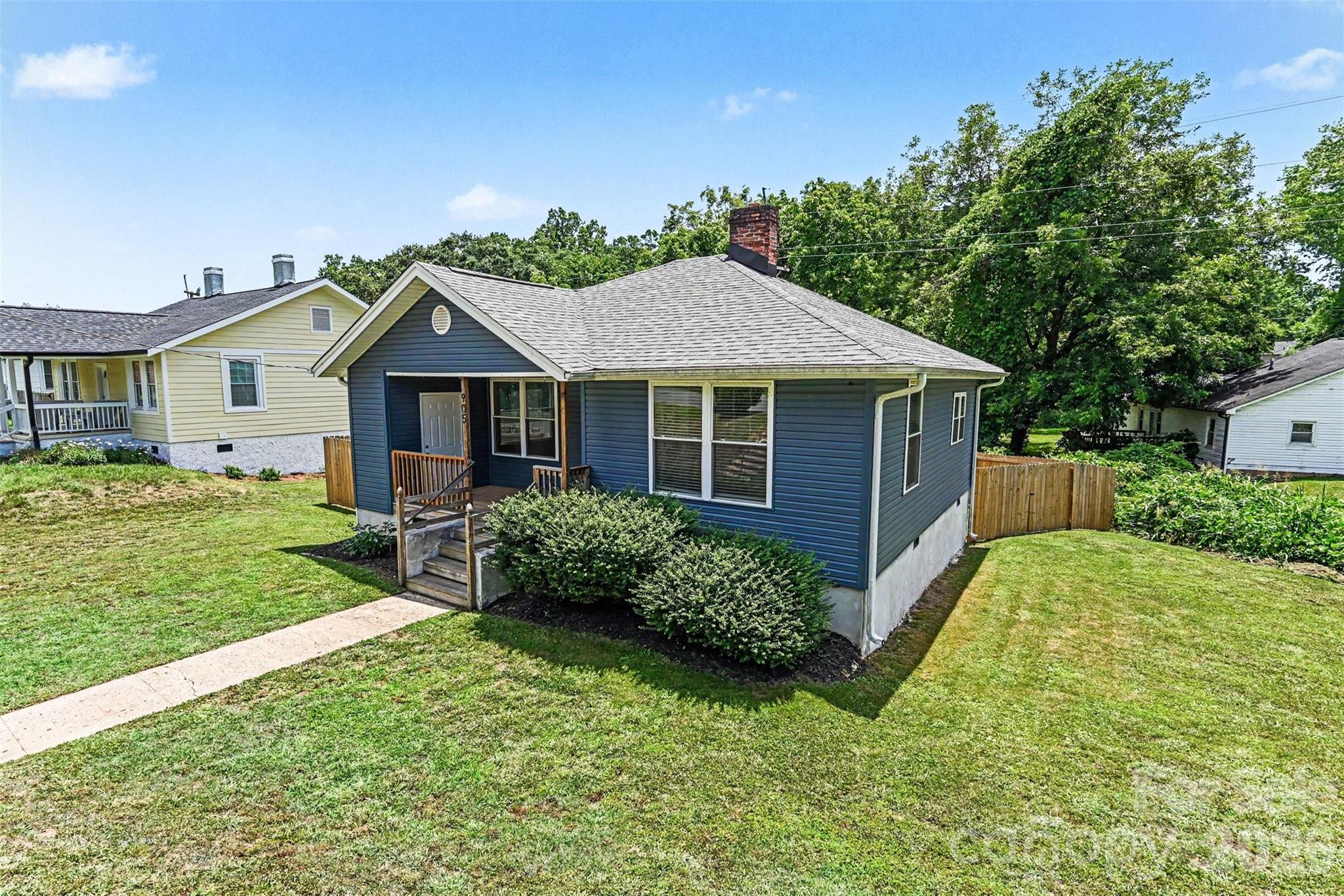 main property photo 1