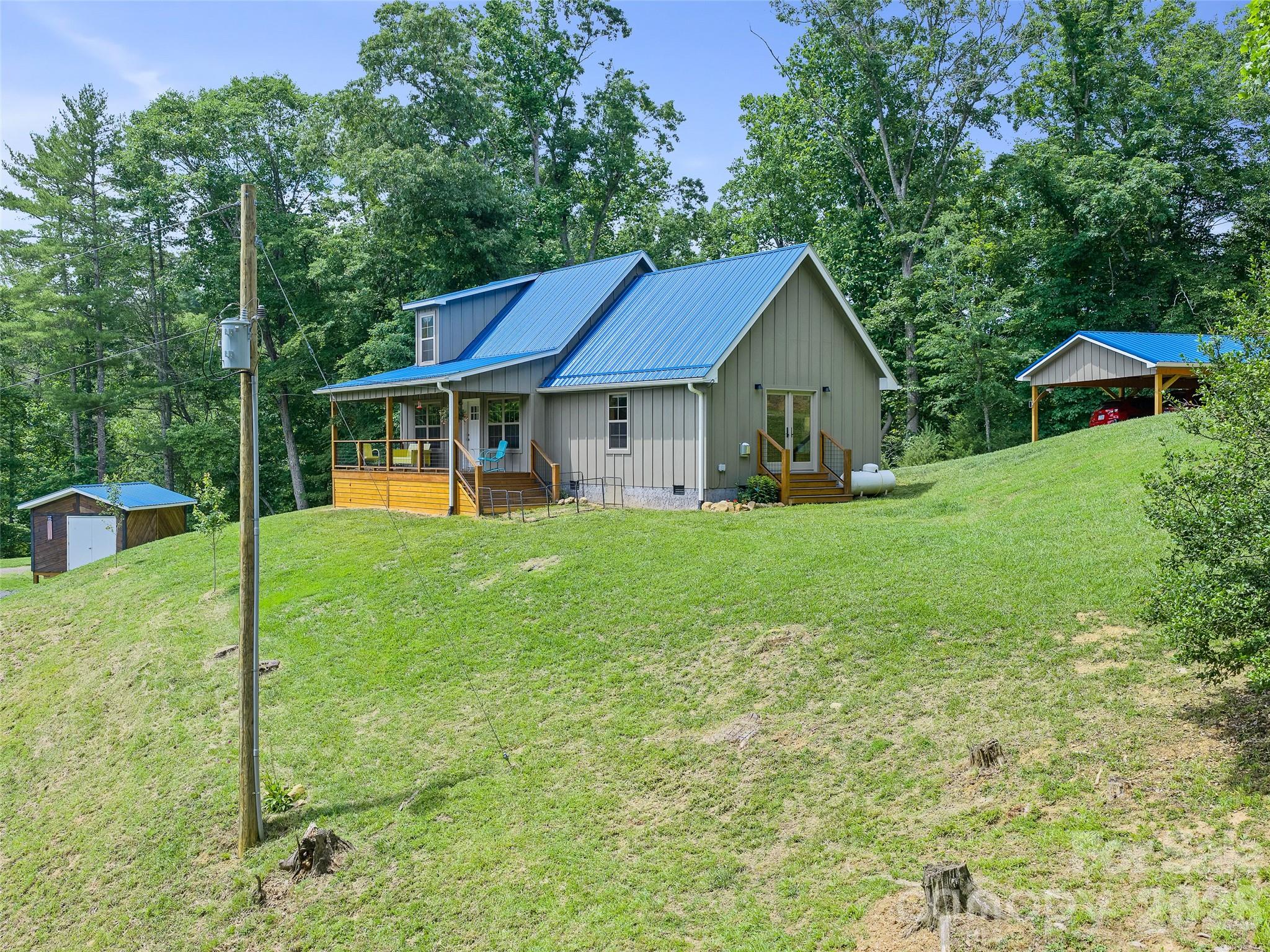 main property photo 20