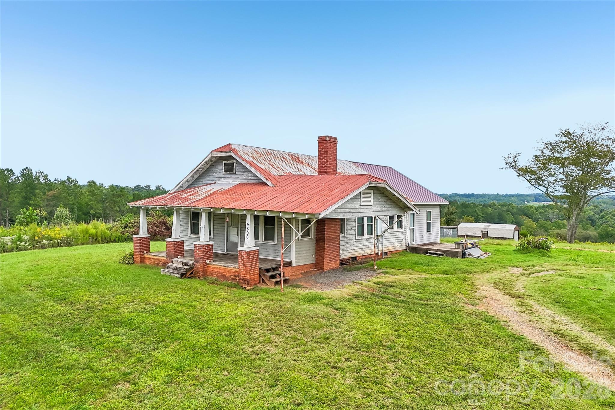 main property photo 23