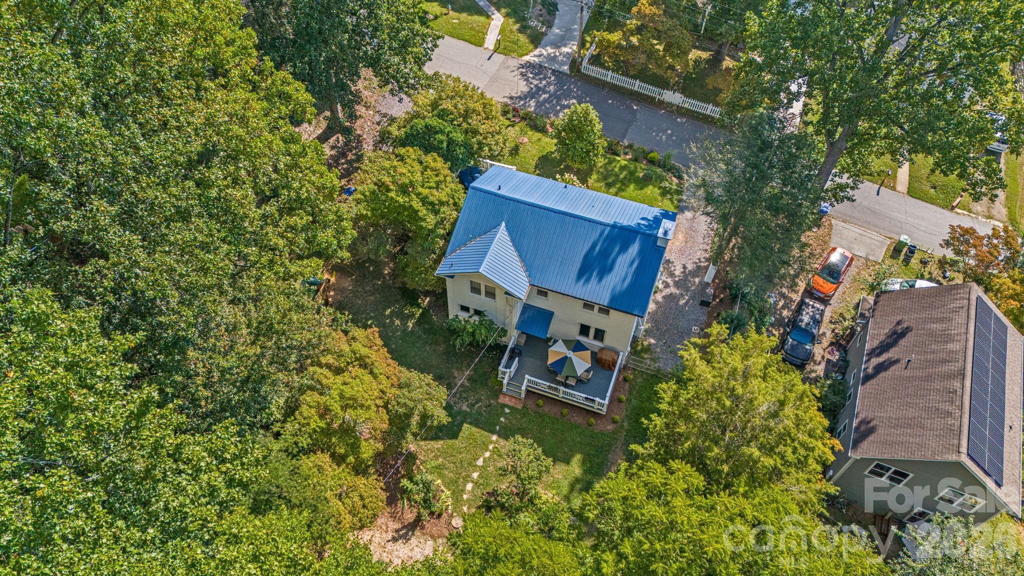 main property photo 43