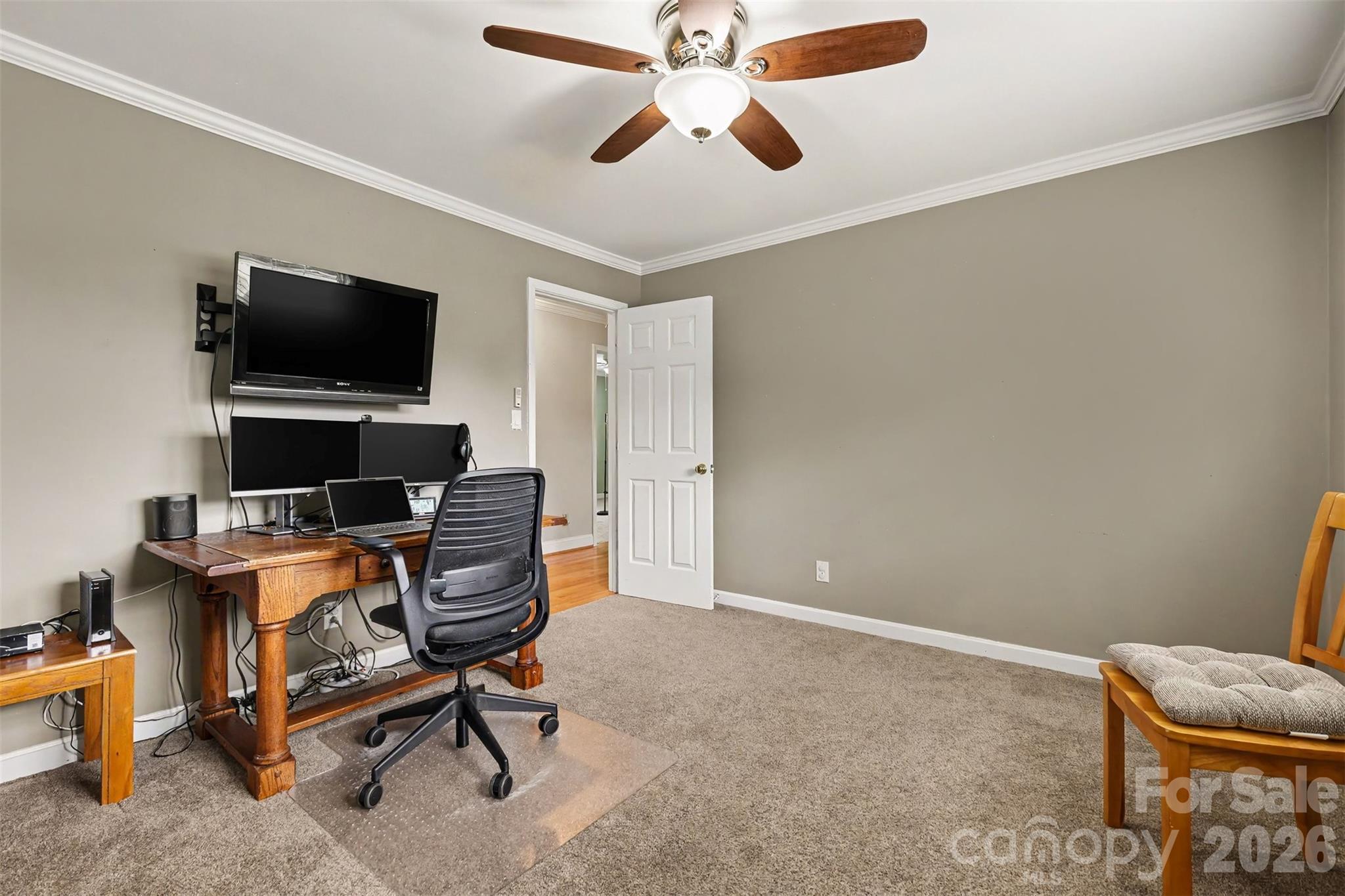 main property photo 19
