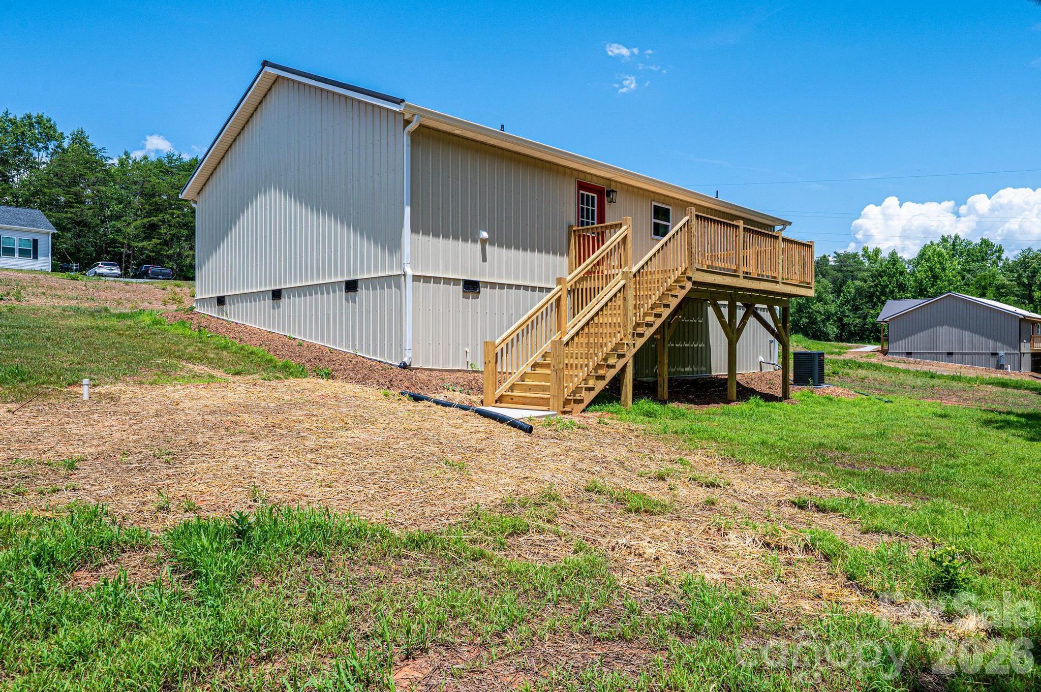 main property photo 20