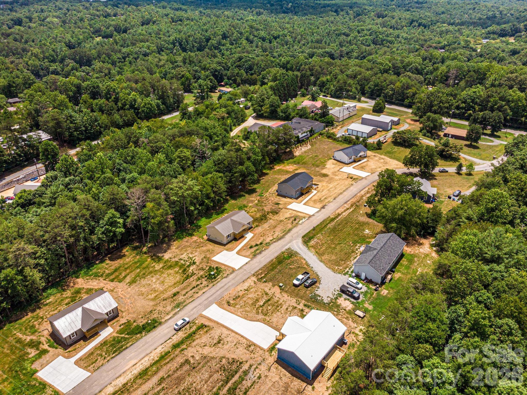 main property photo 22