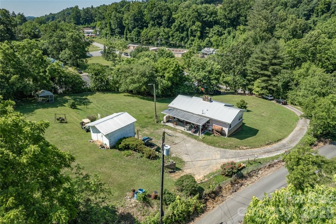 main property photo 13