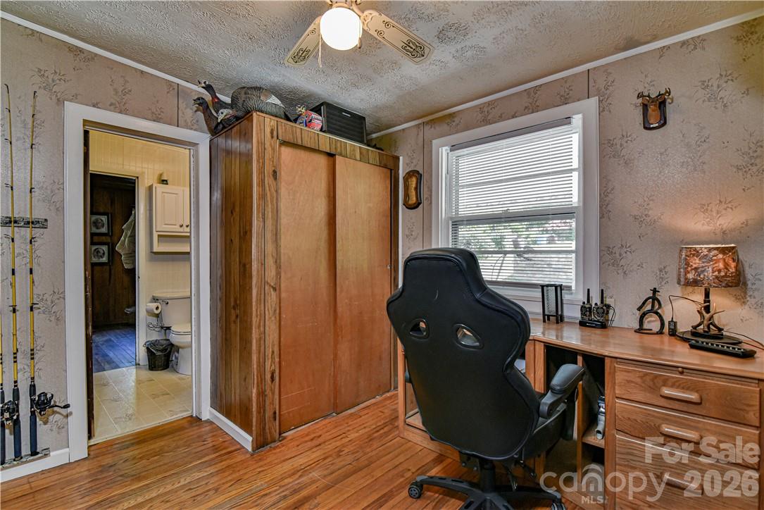 main property photo 41