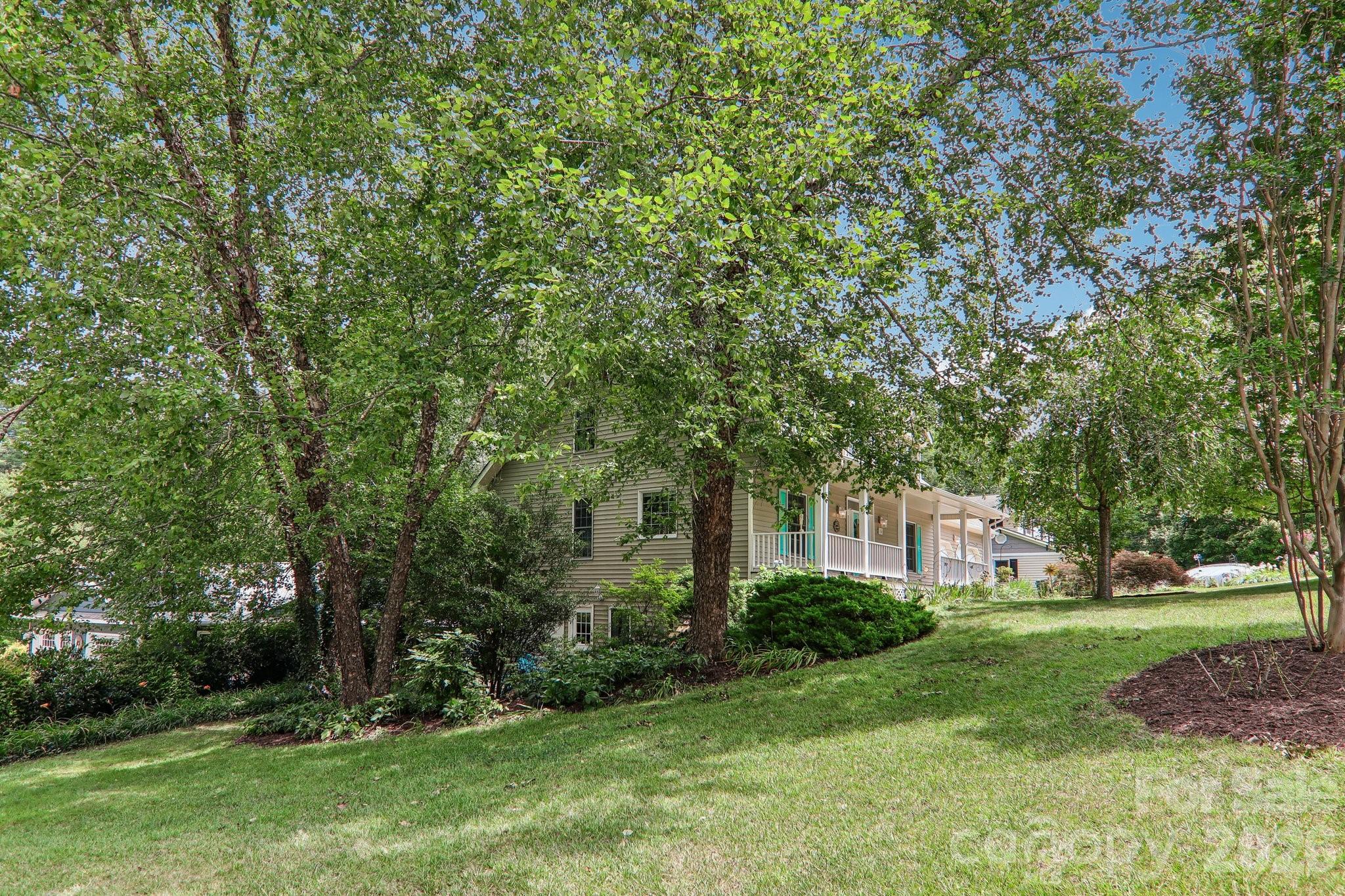 main property photo 35