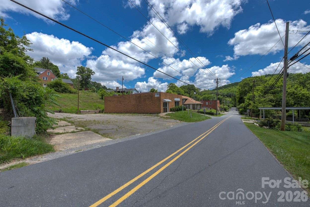 main property photo 7