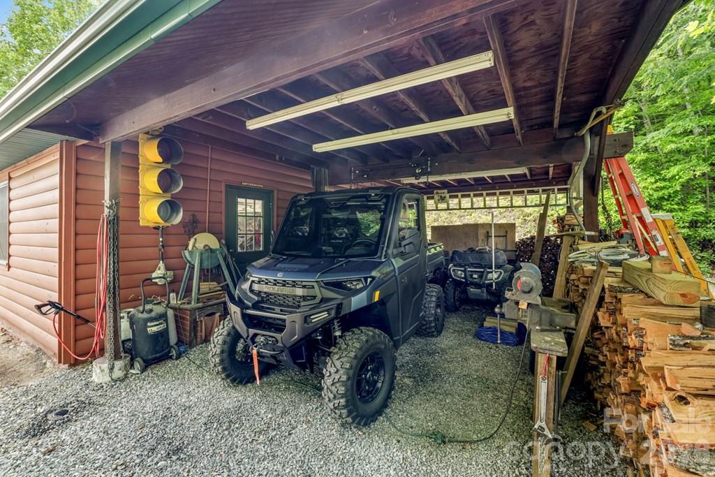main property photo 41