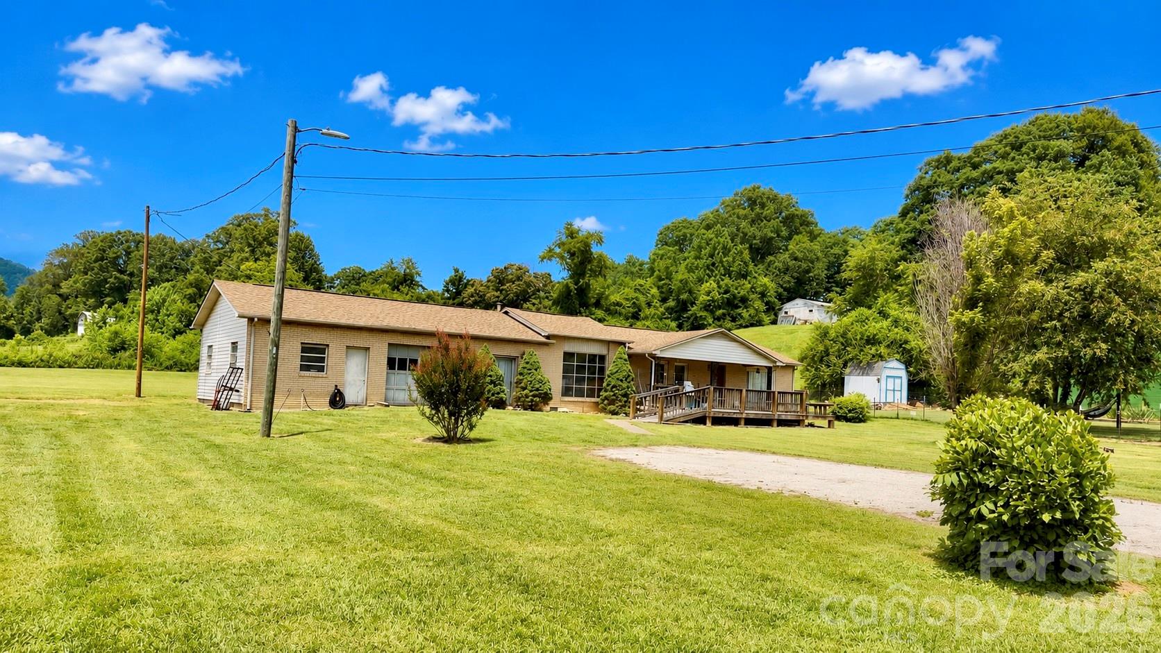 main property photo 3