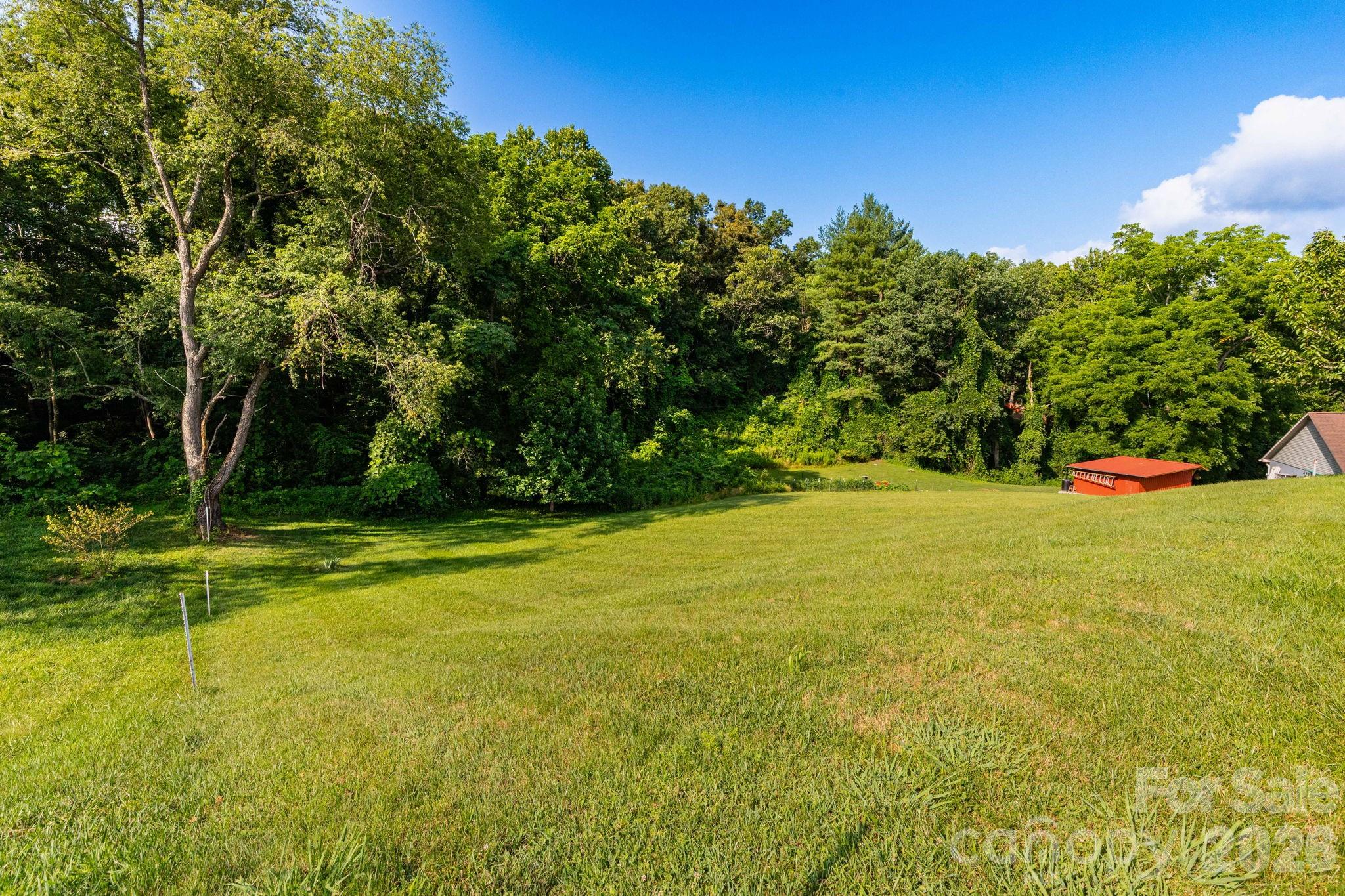 main property photo 6
