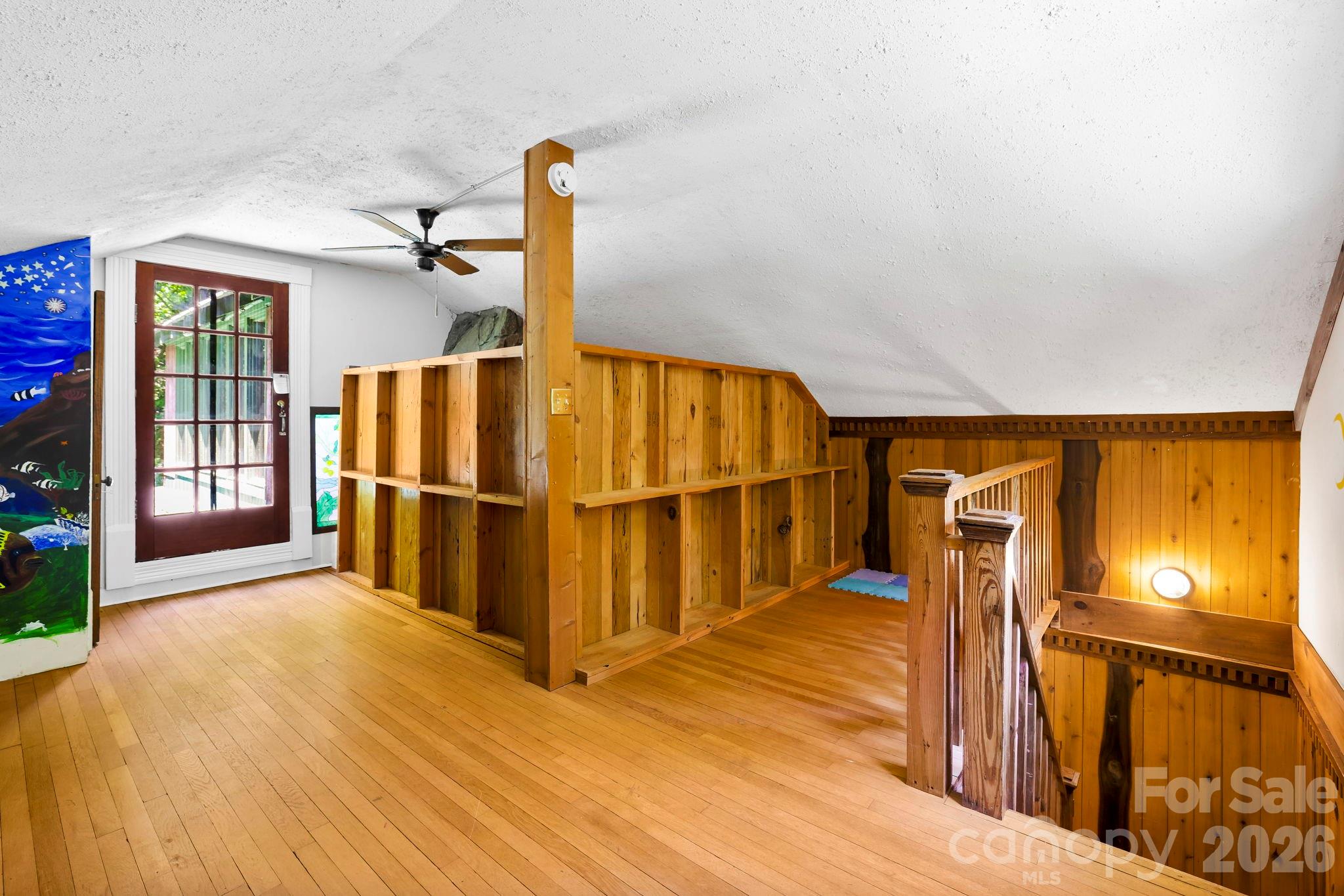 main property photo 27