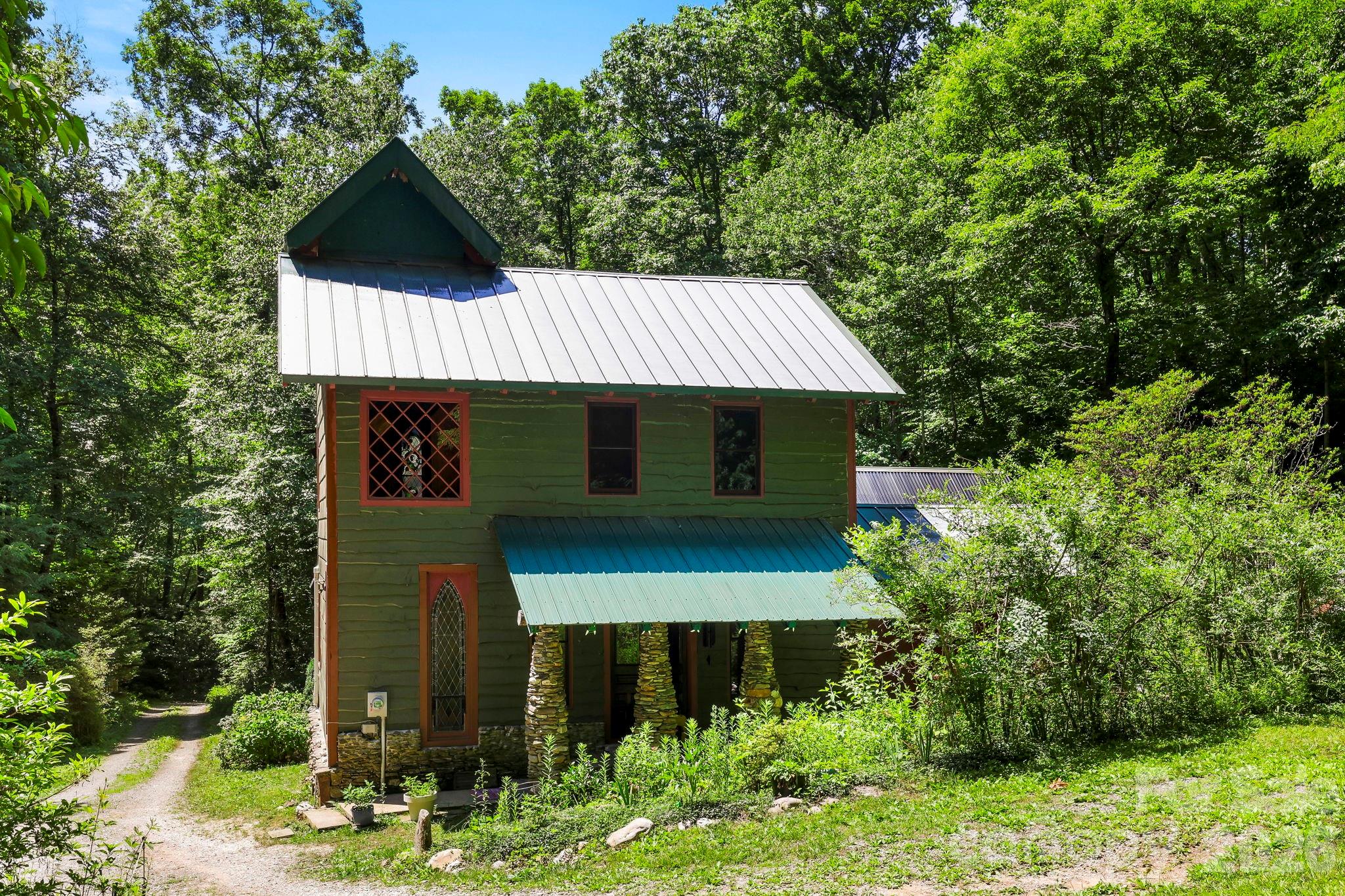 main property photo 5