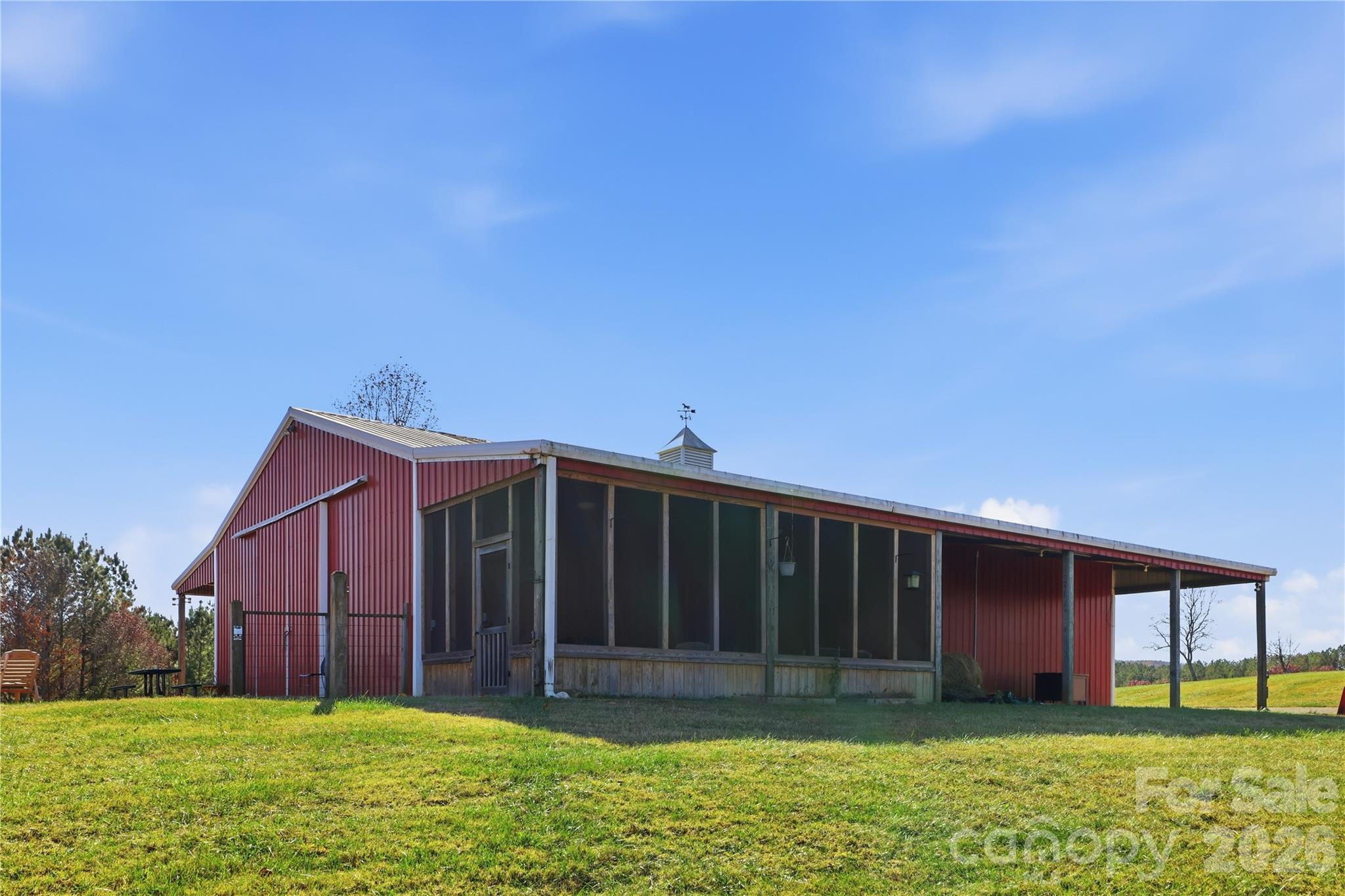 main property photo 9