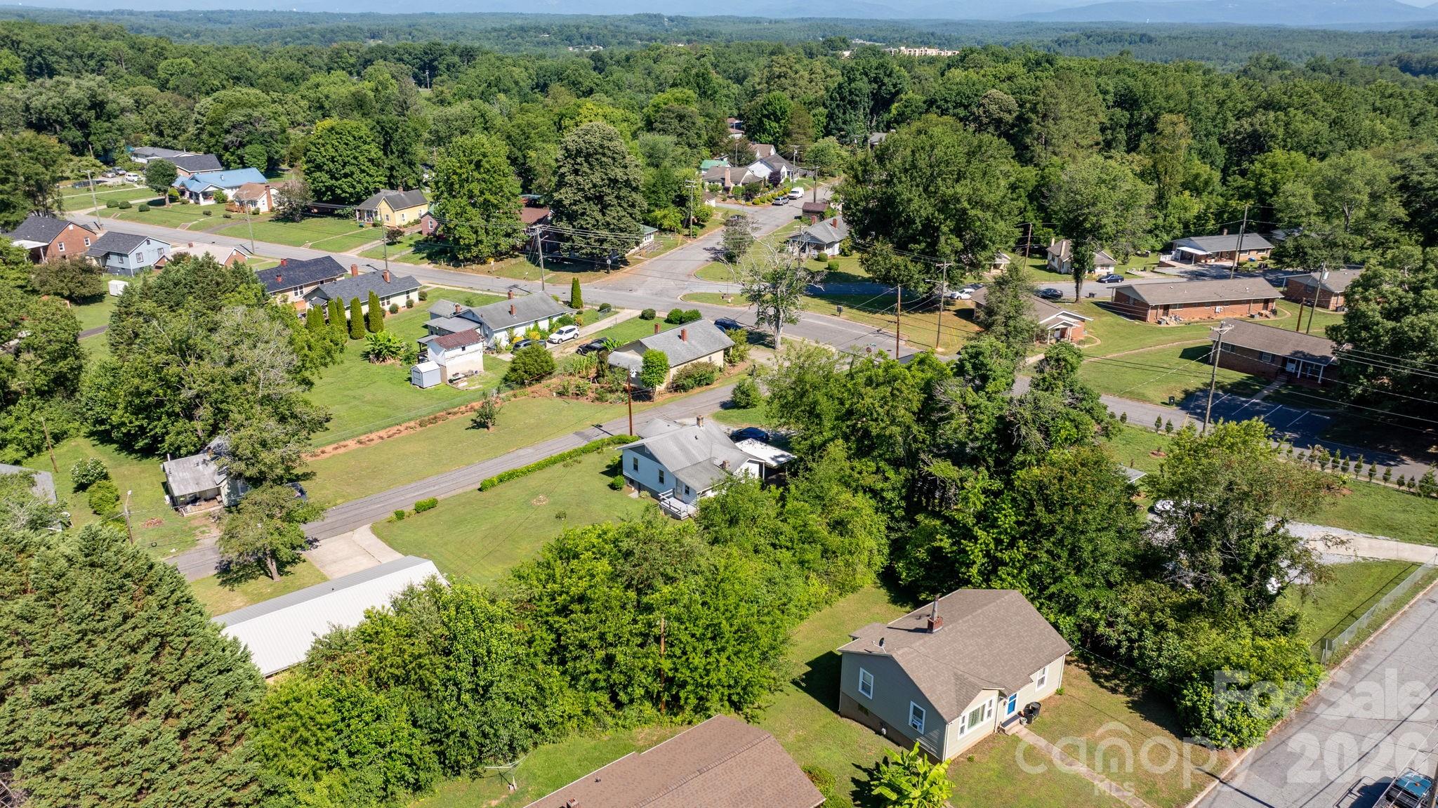 main property photo 34