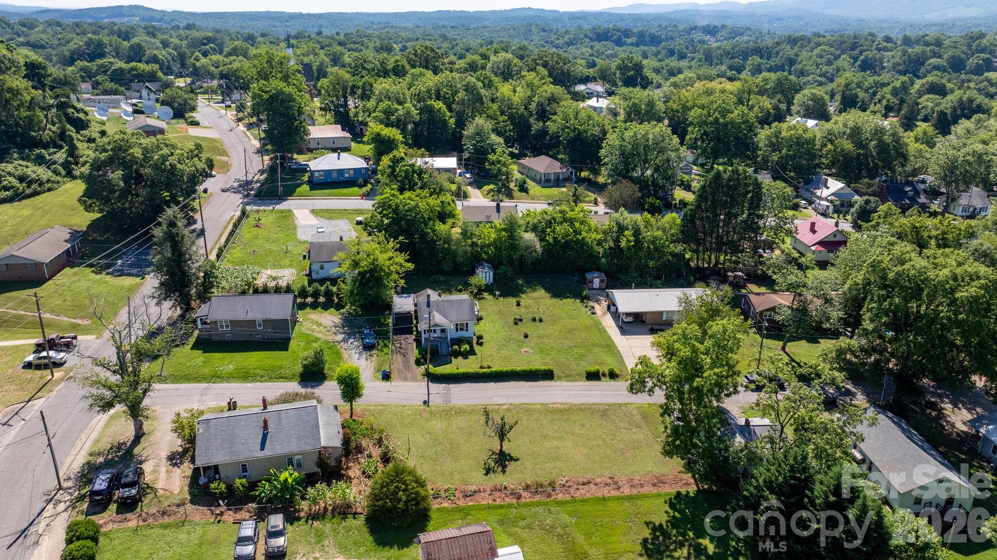 main property photo 37