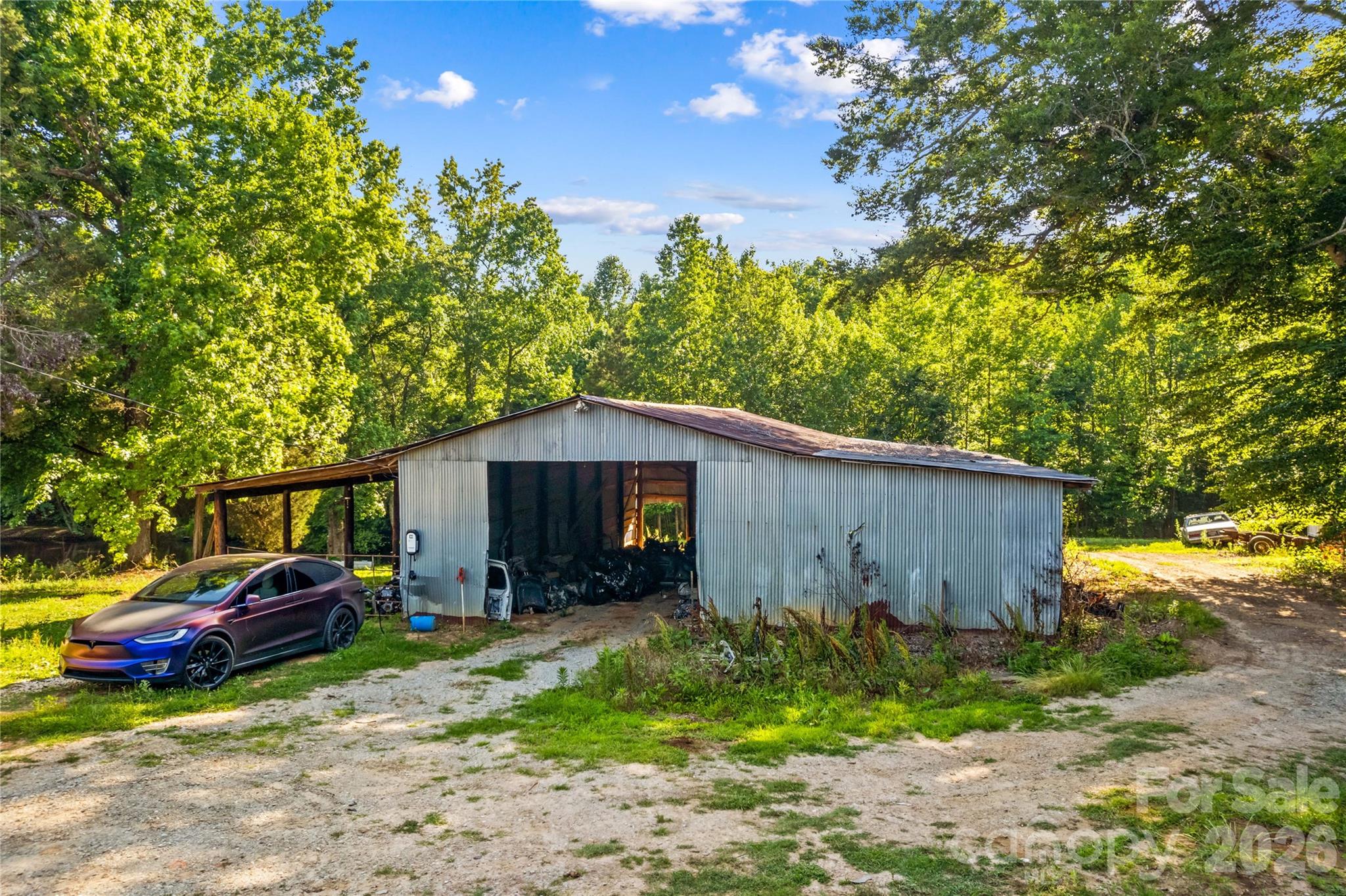 main property photo 14