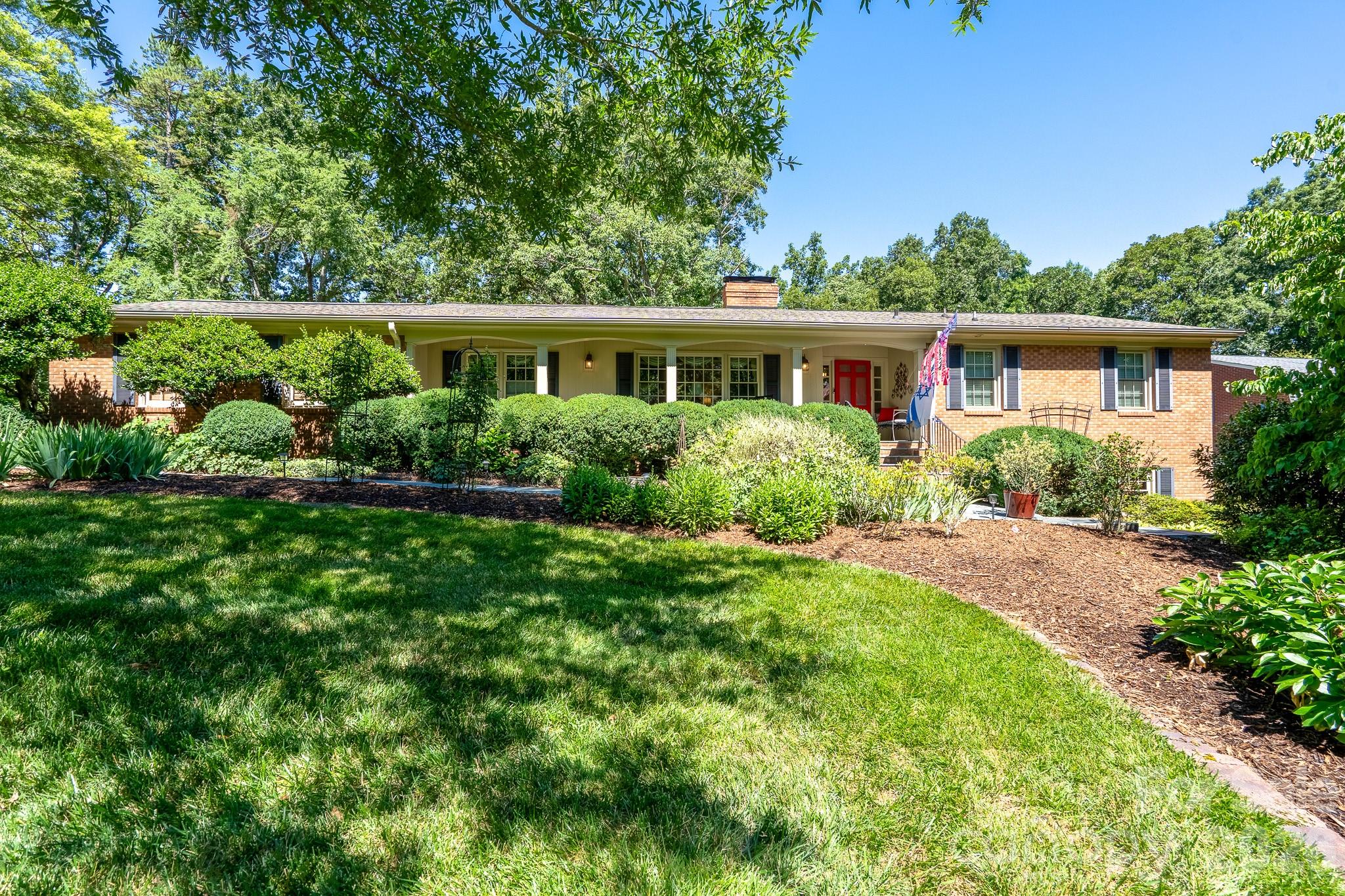 main property photo 44