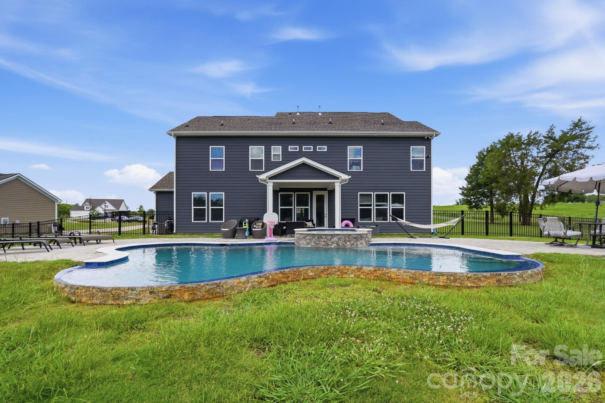 main property photo 42