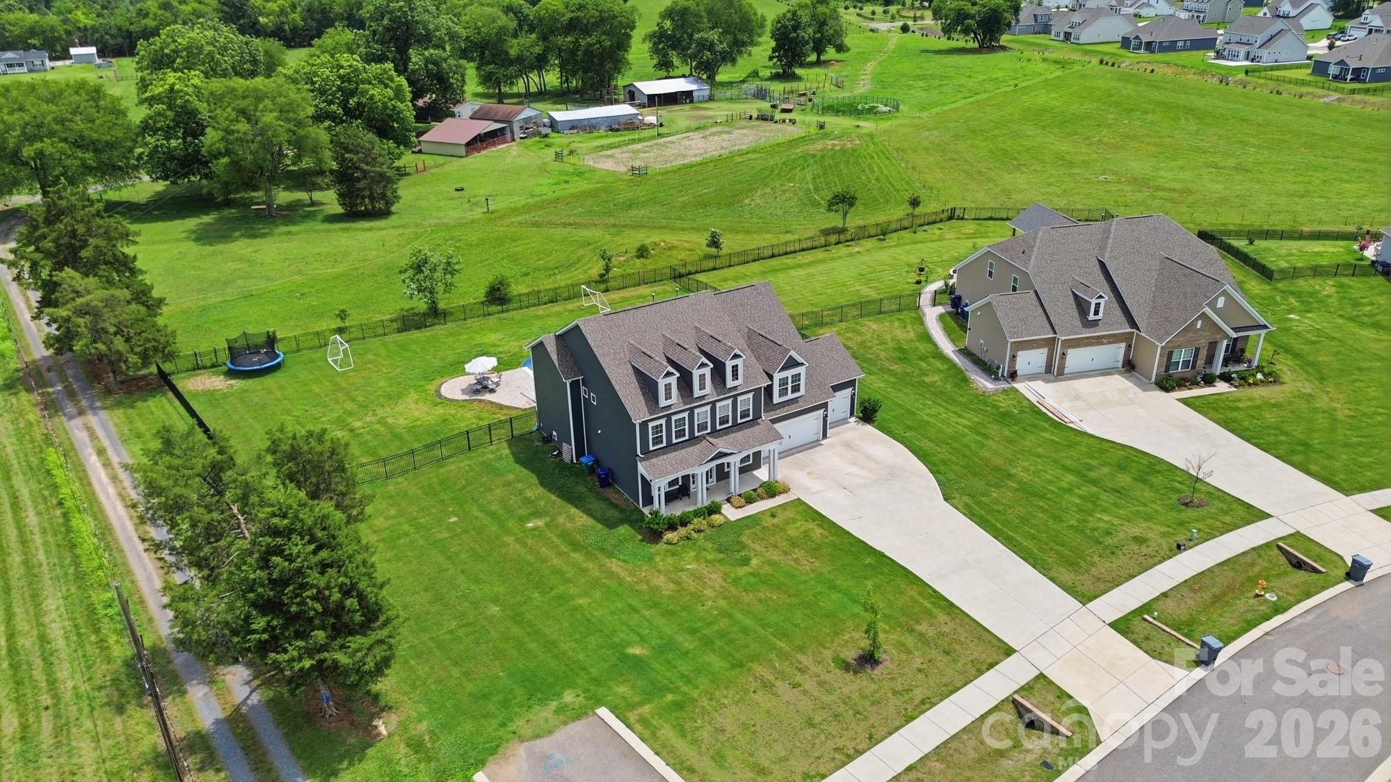 main property photo 44