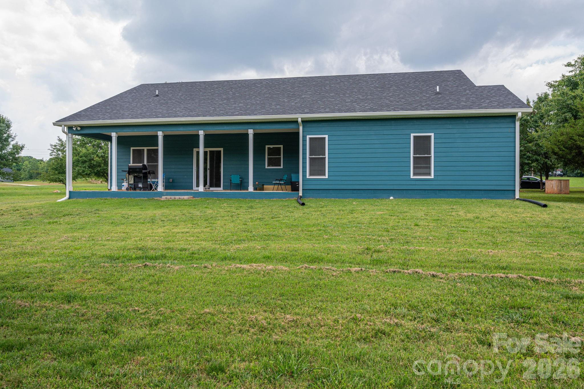 main property photo 34