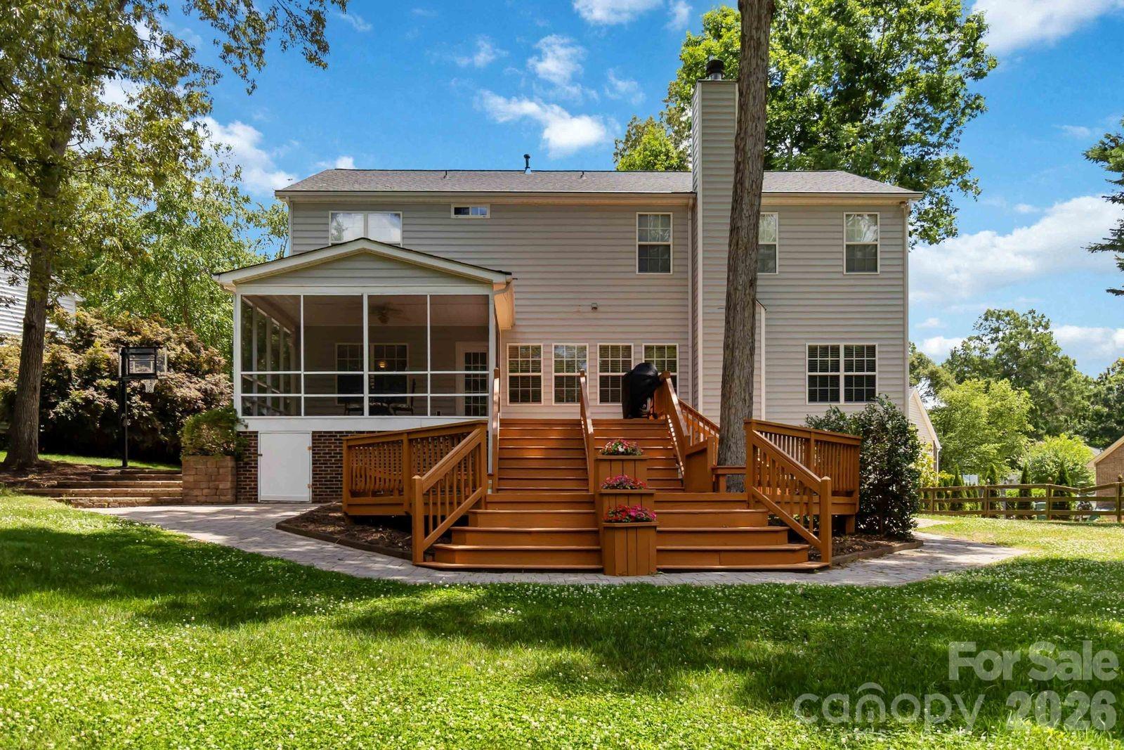 main property photo 32
