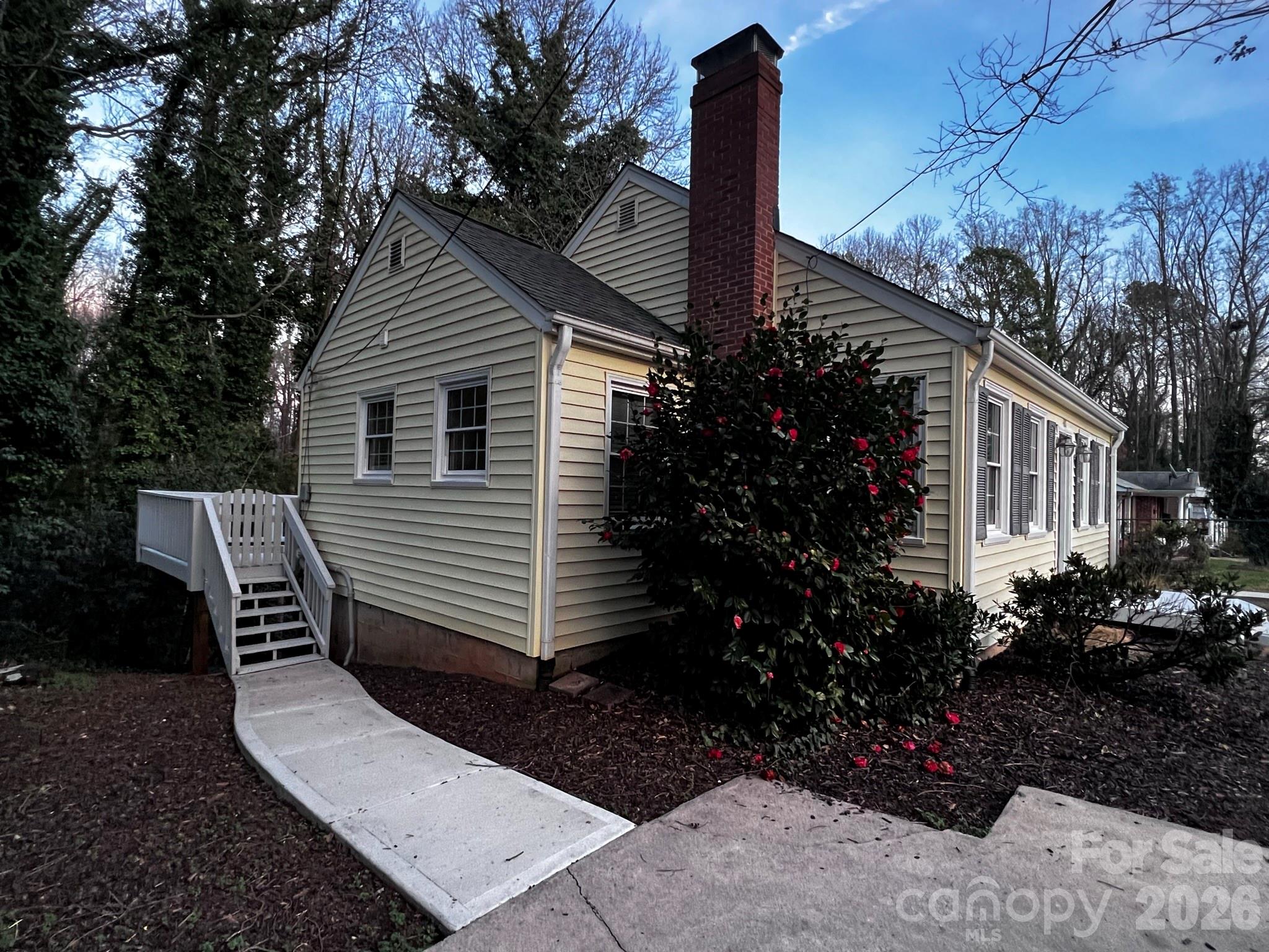 main property photo 43