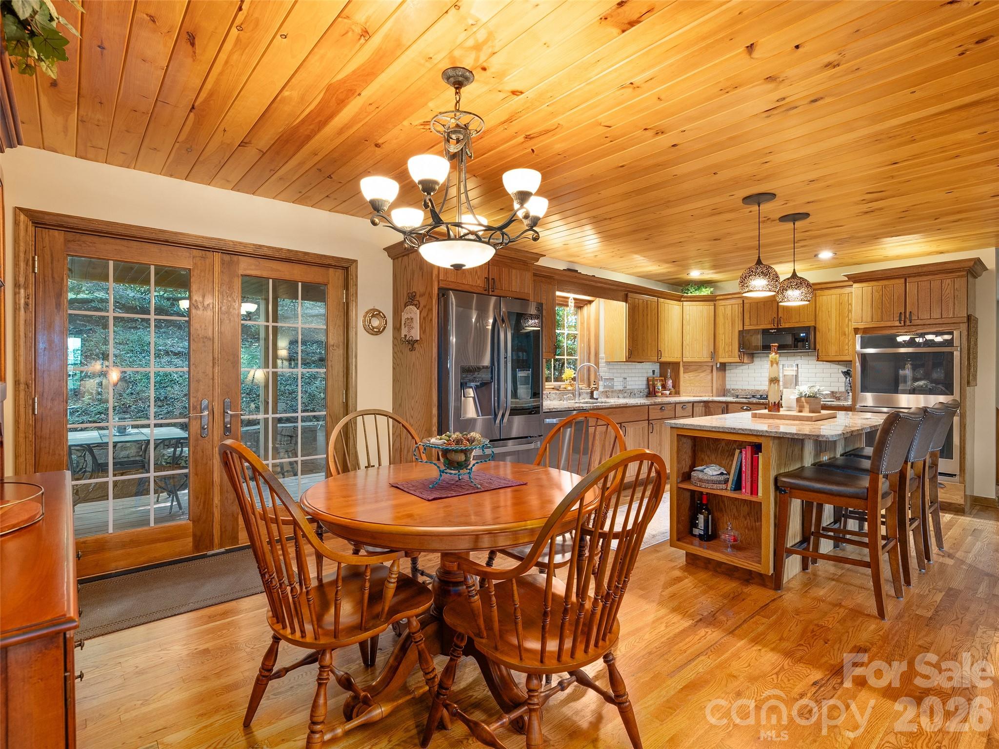 main property photo 14
