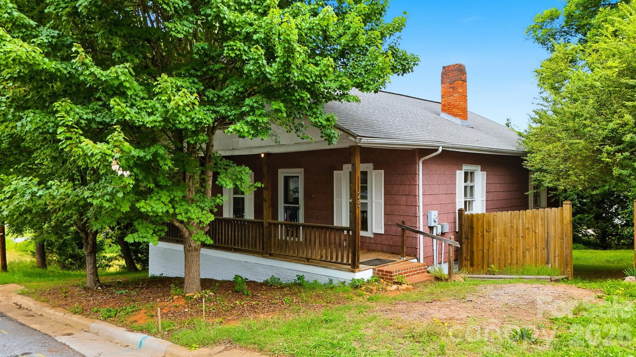 main property photo 32