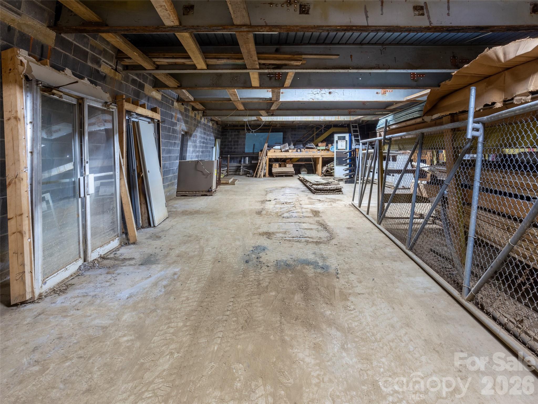 main property photo 26
