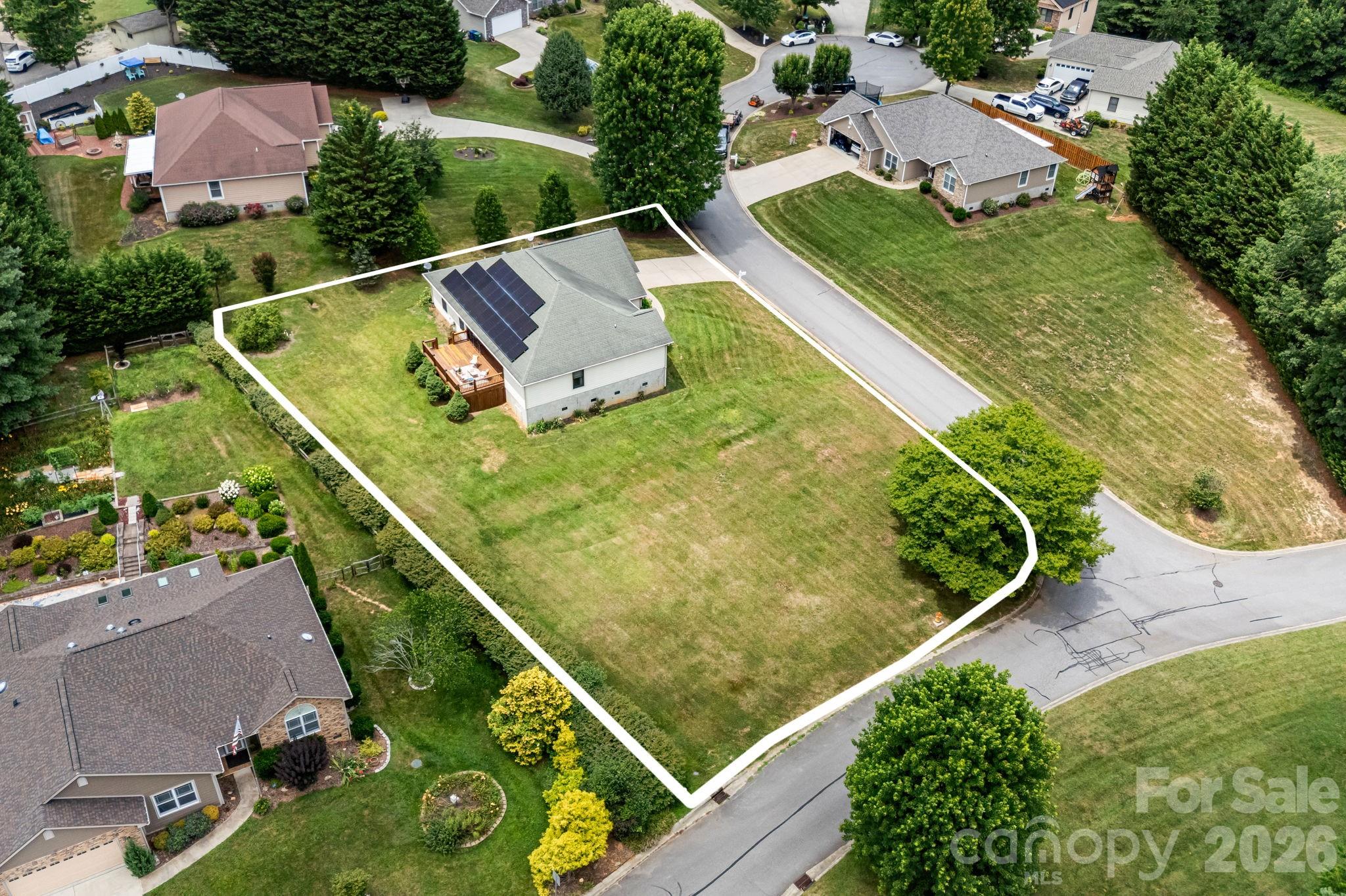 main property photo 32