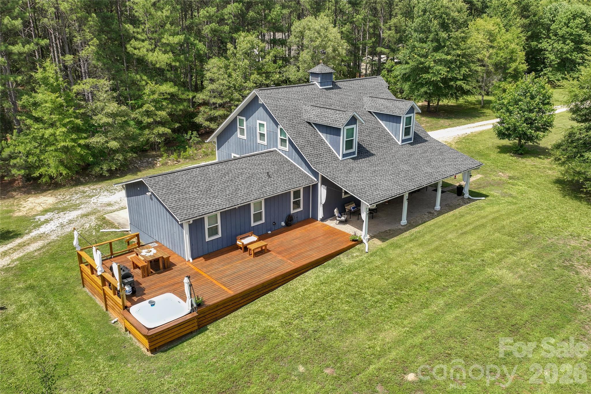 main property photo 34