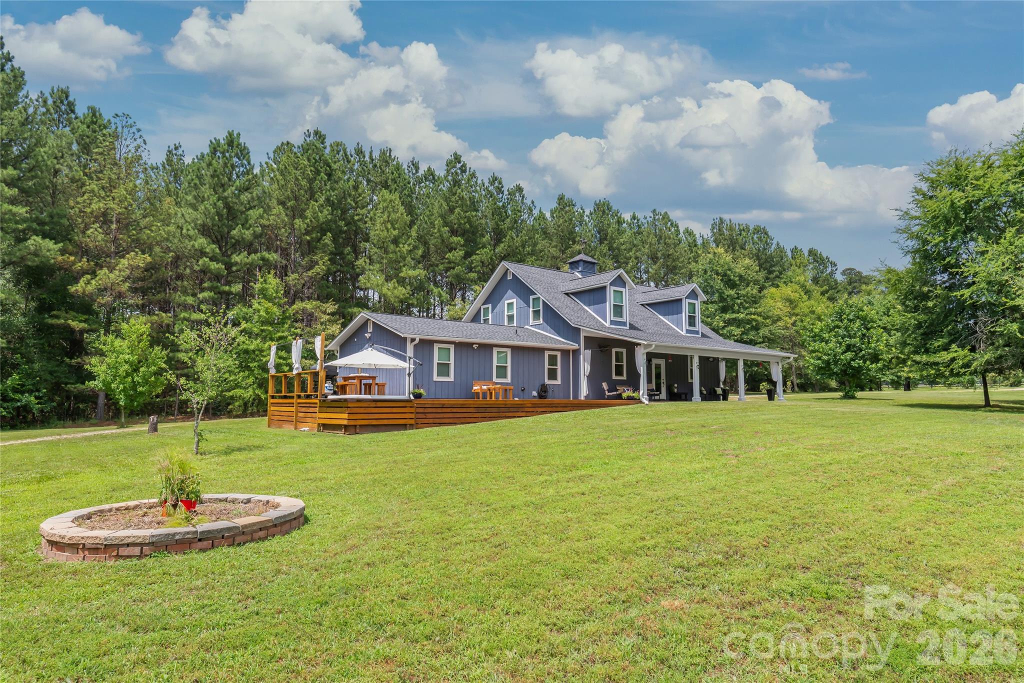 main property photo 4