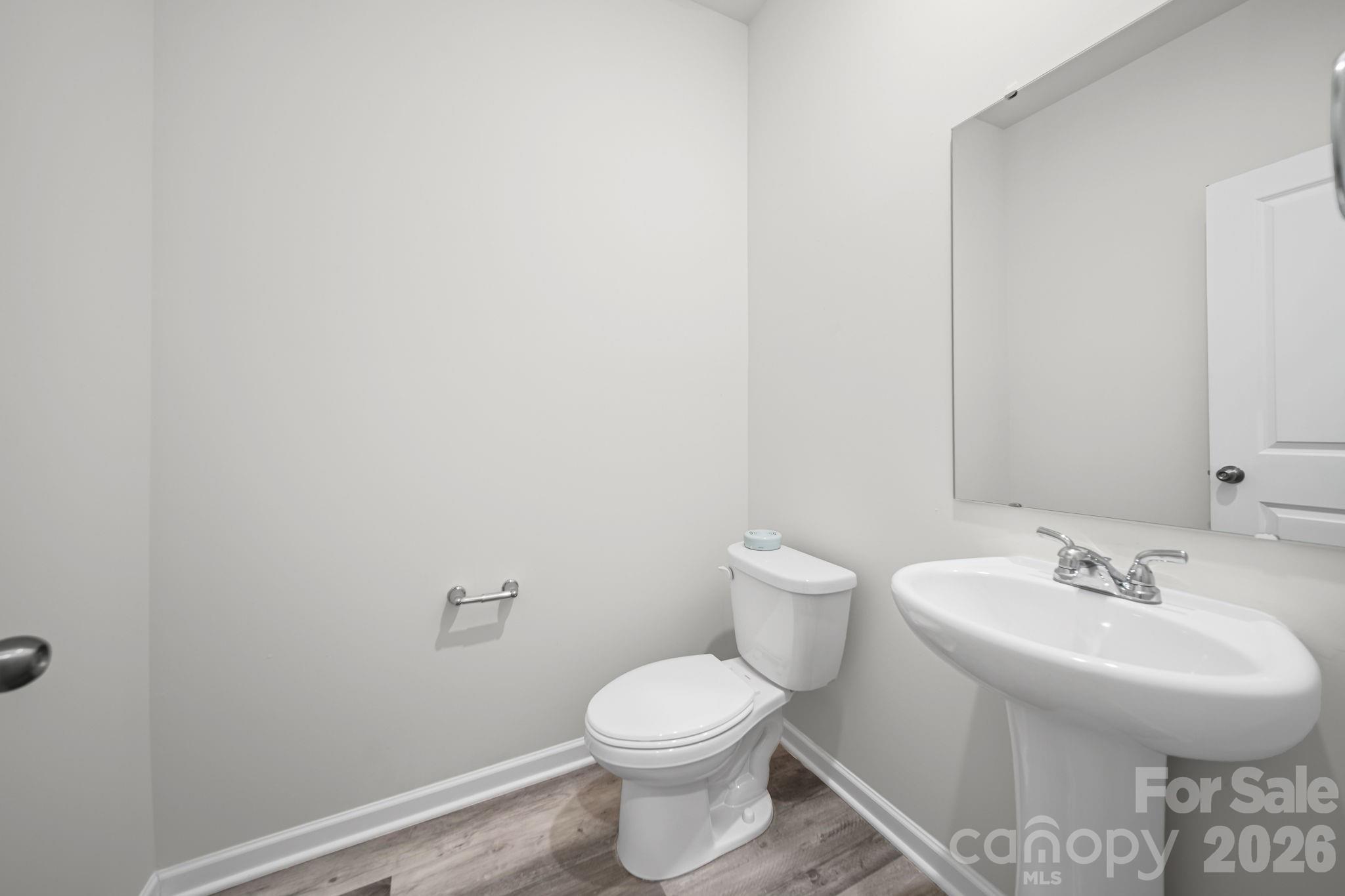 main property photo 16