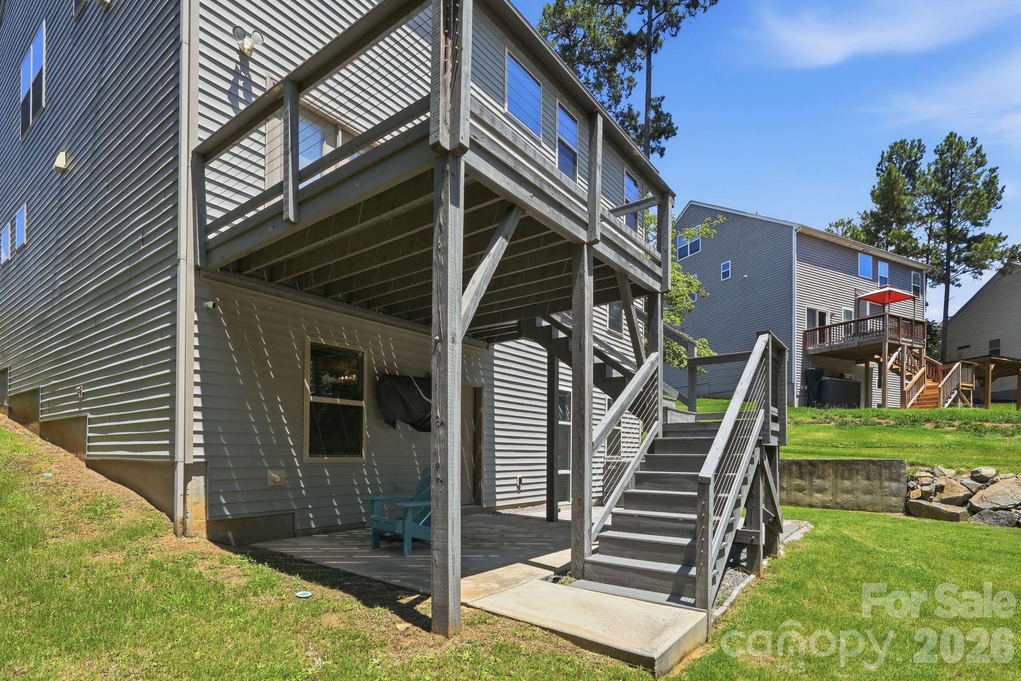 main property photo 34